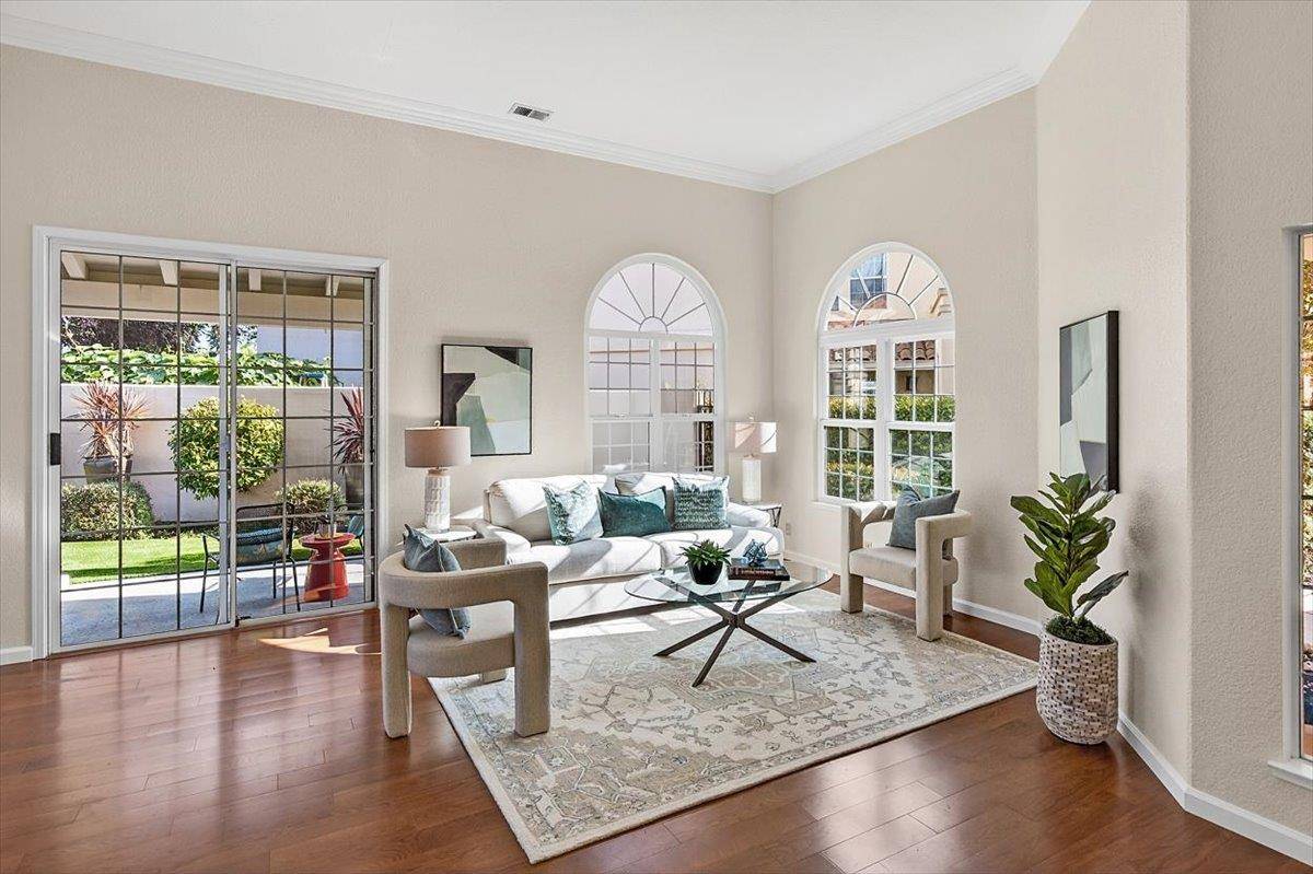 Mountain View, CA 94040,1190 Maria Privada