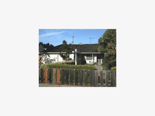 Menlo Park, CA 94025,271 HEDGE Road