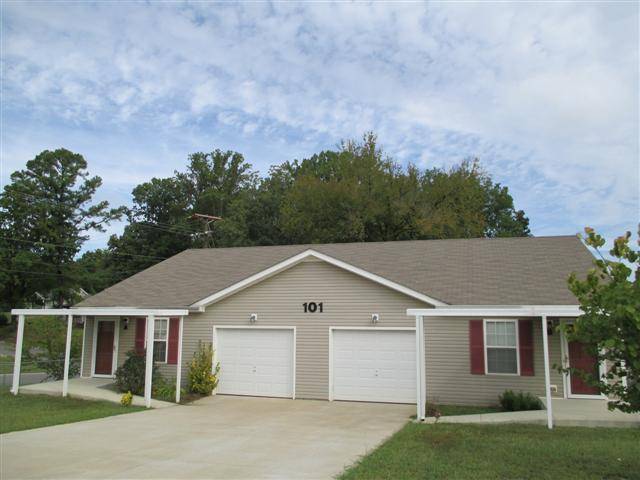Clarksville, TN 37043,101 MAUREEN DR APT A&B