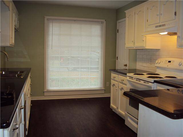 Cookeville, TN 38506,1466 Bunker Hill Rd