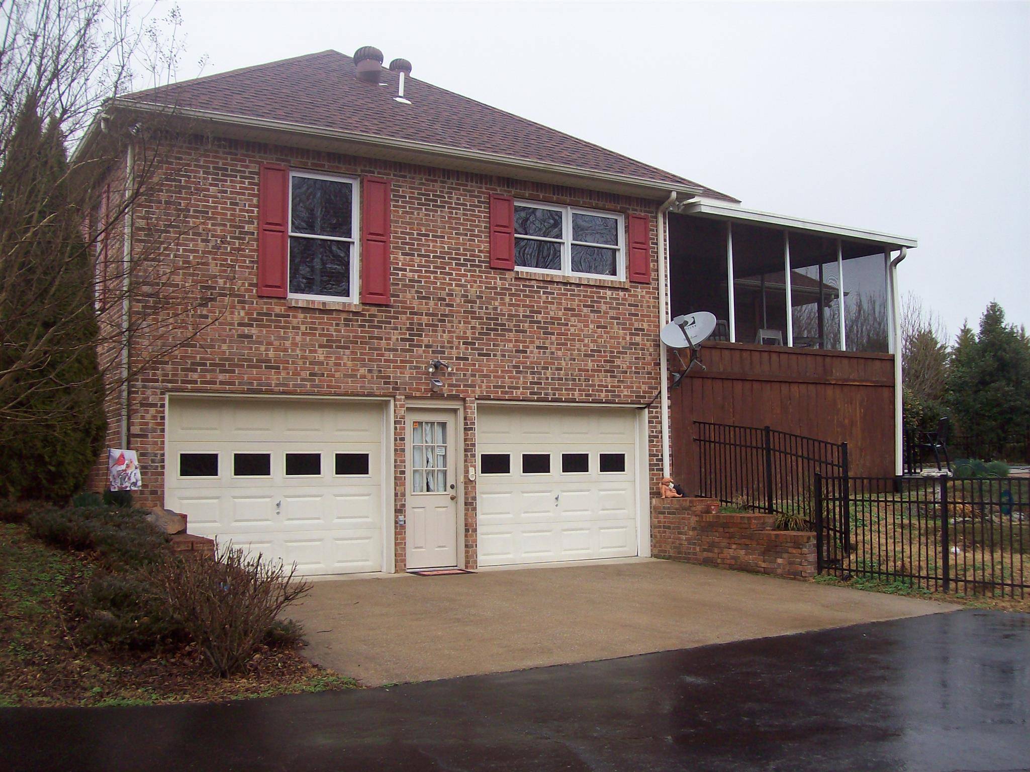 Lafayette, TN 37083,778 Fox Run Ln