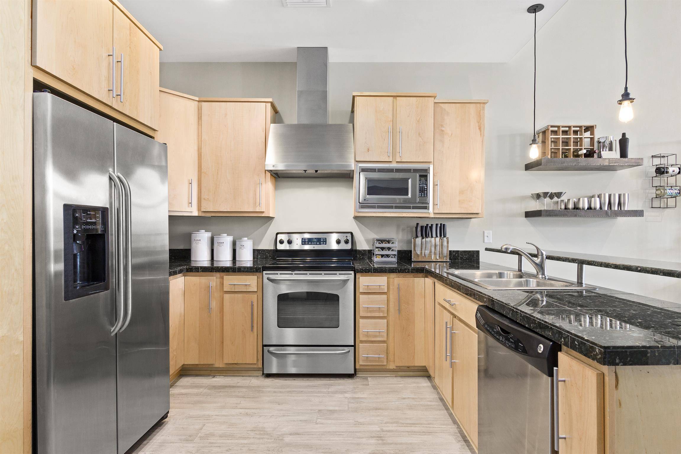 Nashville, TN 37203,205 31St Ave N Apt 304 #304