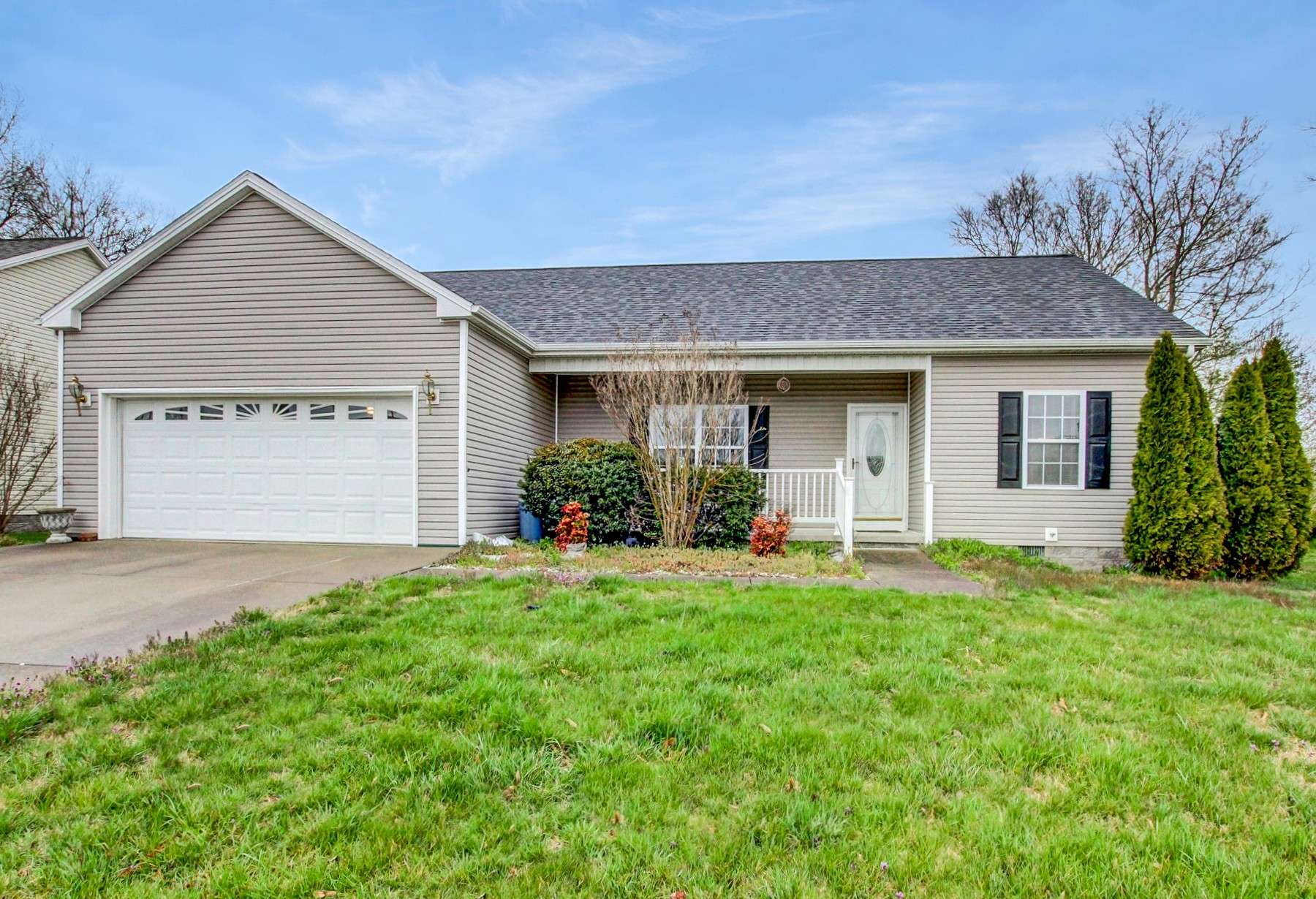 Hopkinsville, KY 42240,102 Fenton Ct