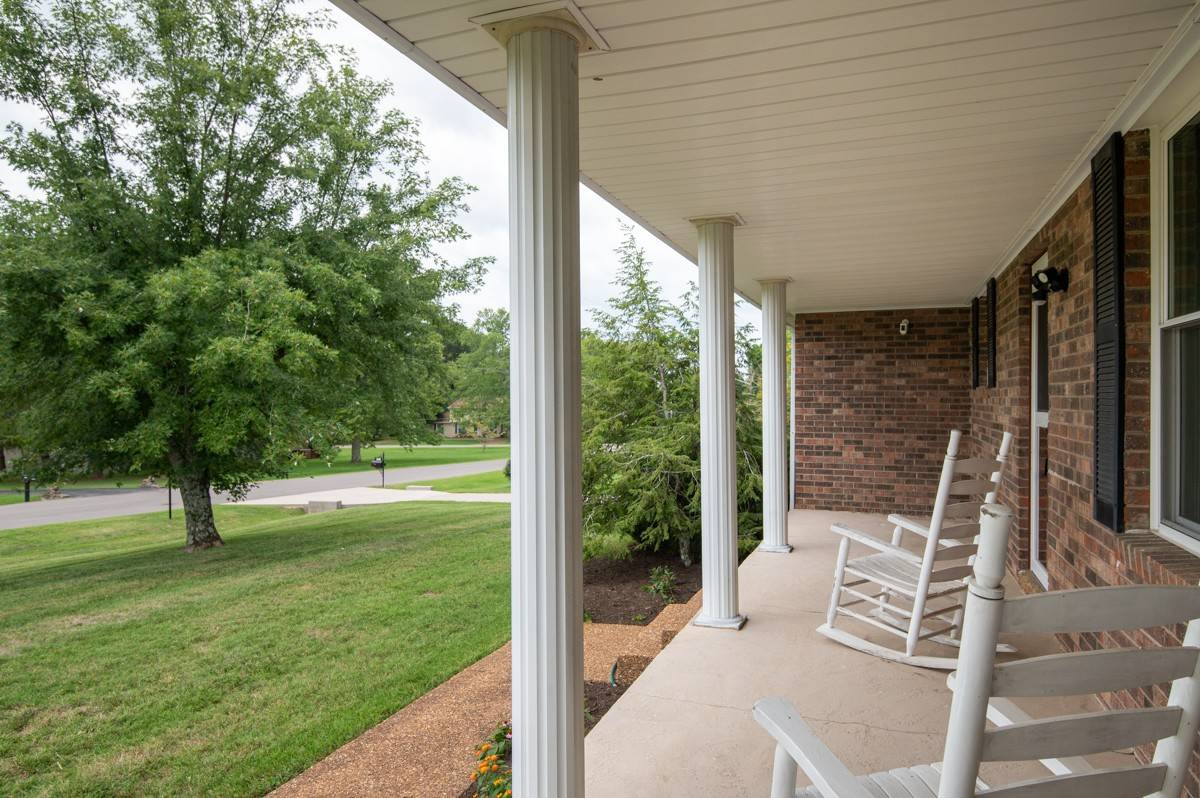 Brentwood, TN 37027,8134 Suzanne Dr