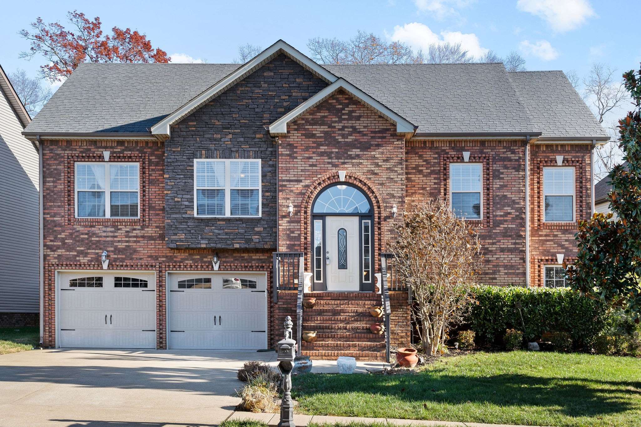 Clarksville, TN 37042,1712 Apache Way