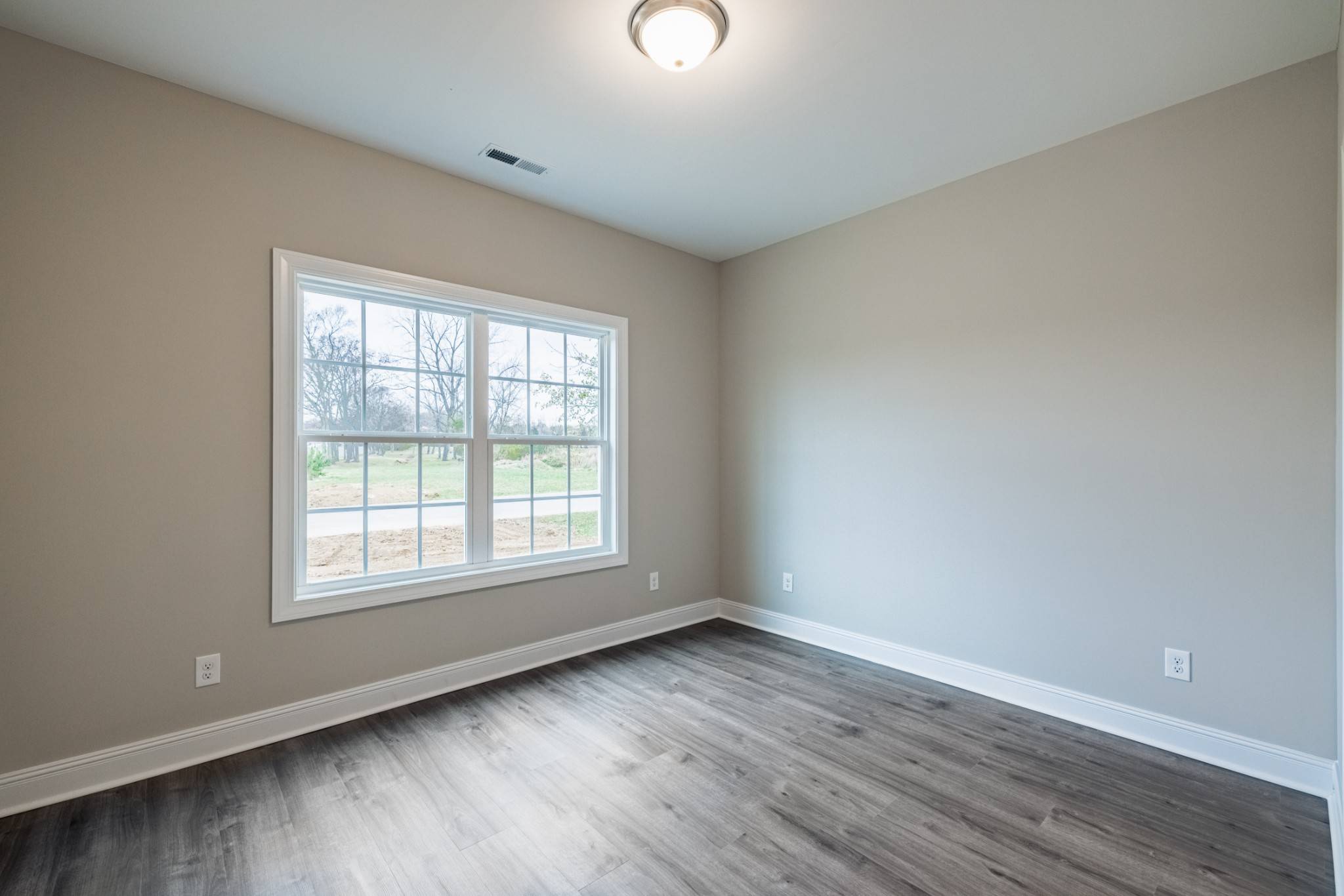 Hopkinsville, KY 42240,606 Colonette Dr