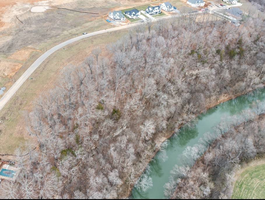 Clarksville, TN 37043,830 Shady Bluff Trl