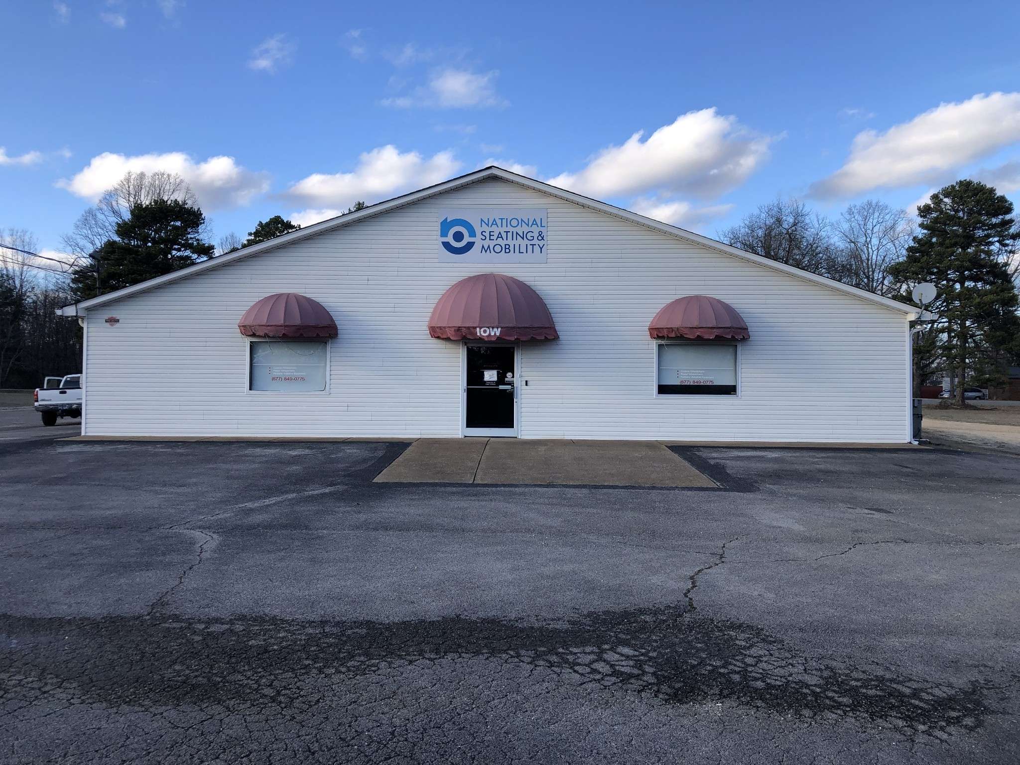 Hohenwald, TN 38462,701 E Main St