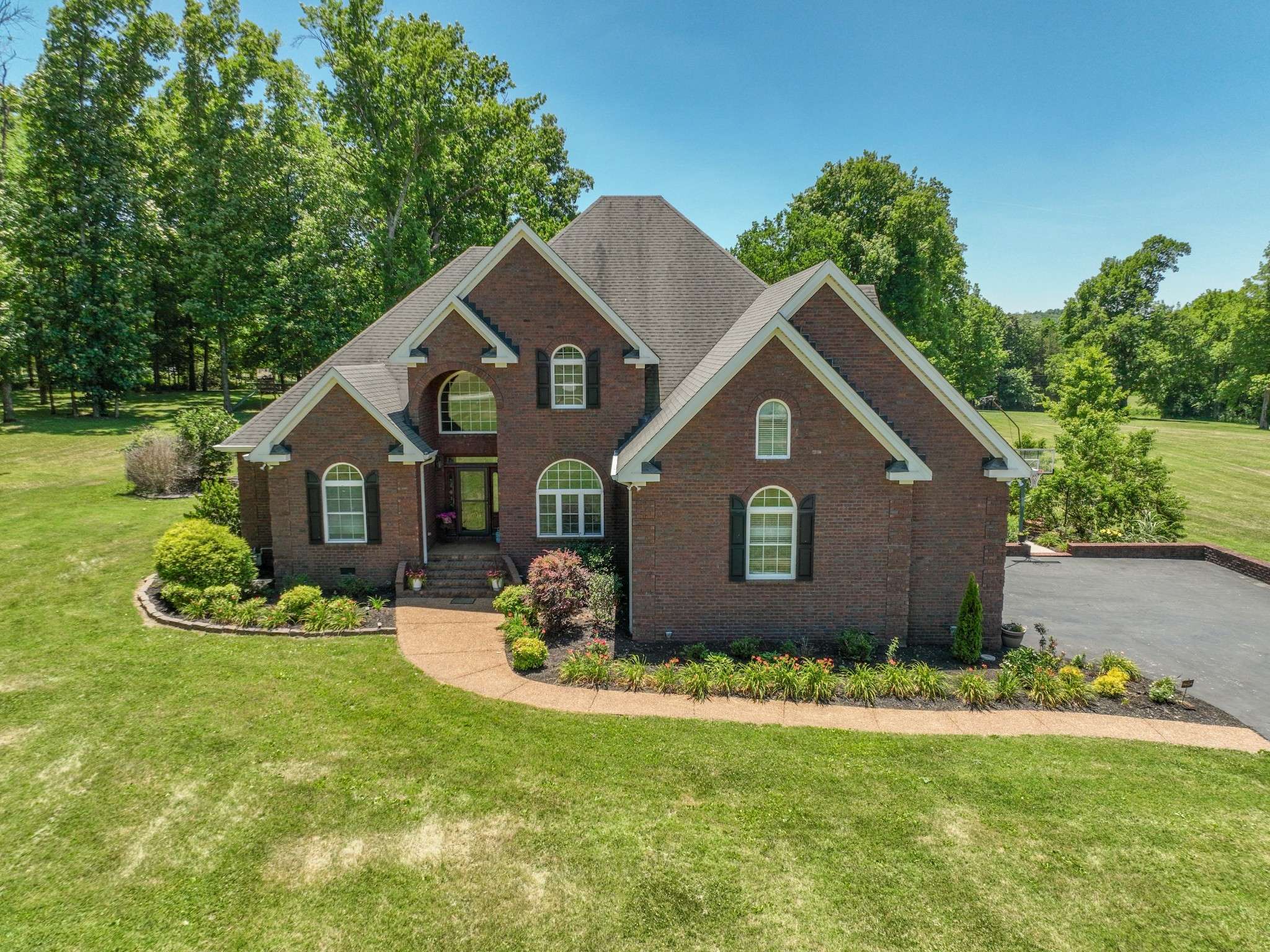 Hartsville, TN 37074,565 Thoroughbred Ln