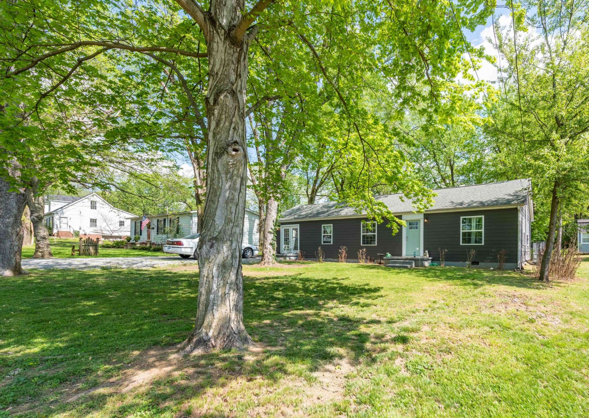 Gallatin, TN 37066,220 Morton Ave