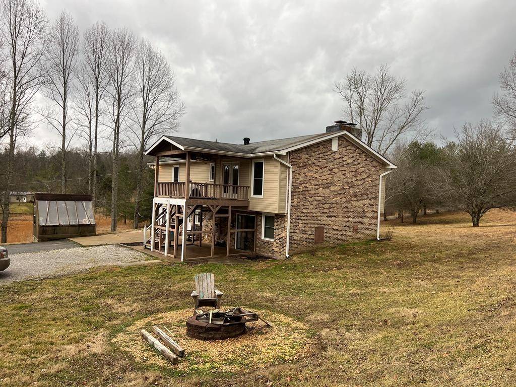 Pikeville, TN 37367,196 Old Sampson Road