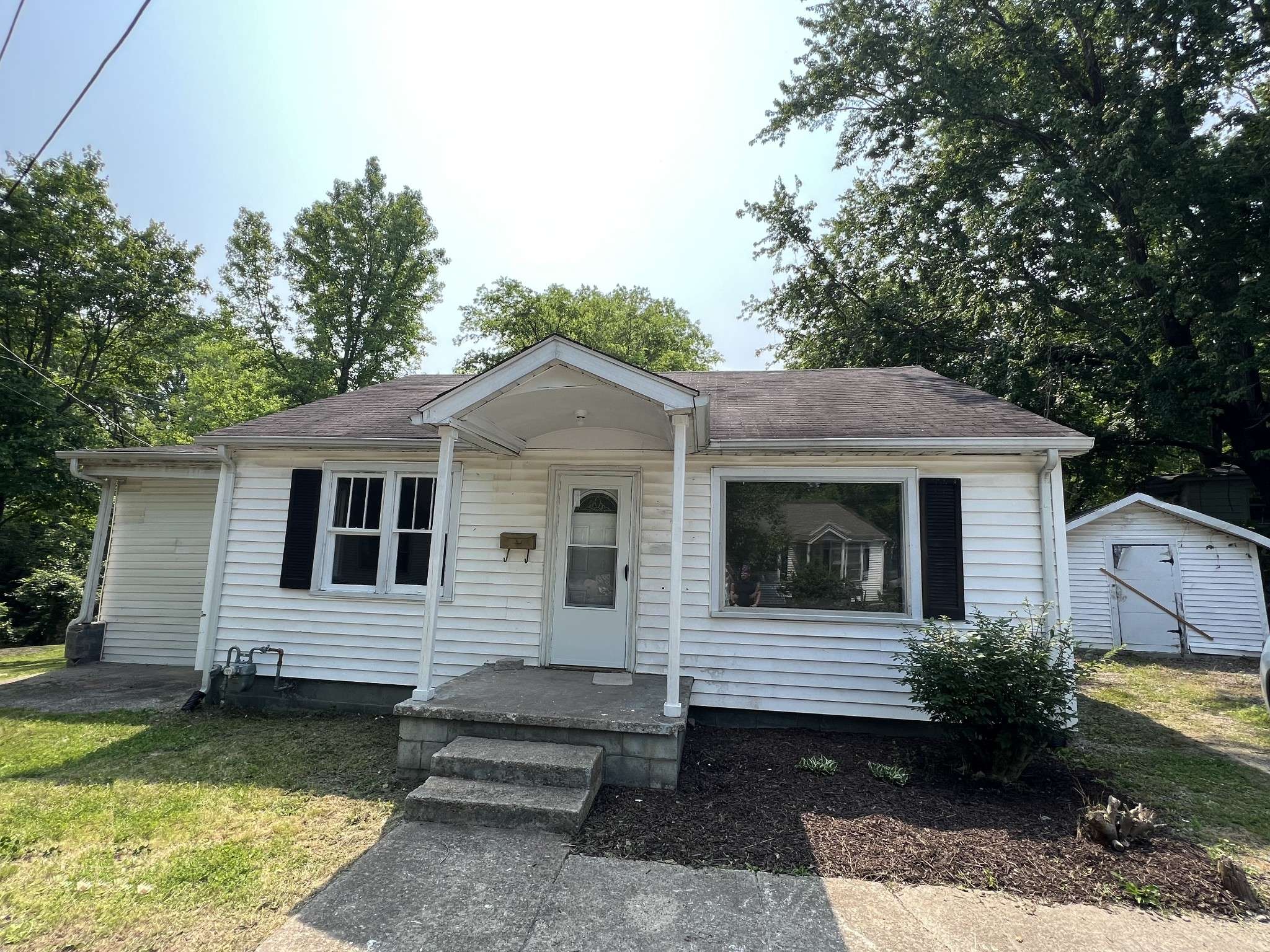 Hopkinsville, KY 42240,721 Riverview Dr