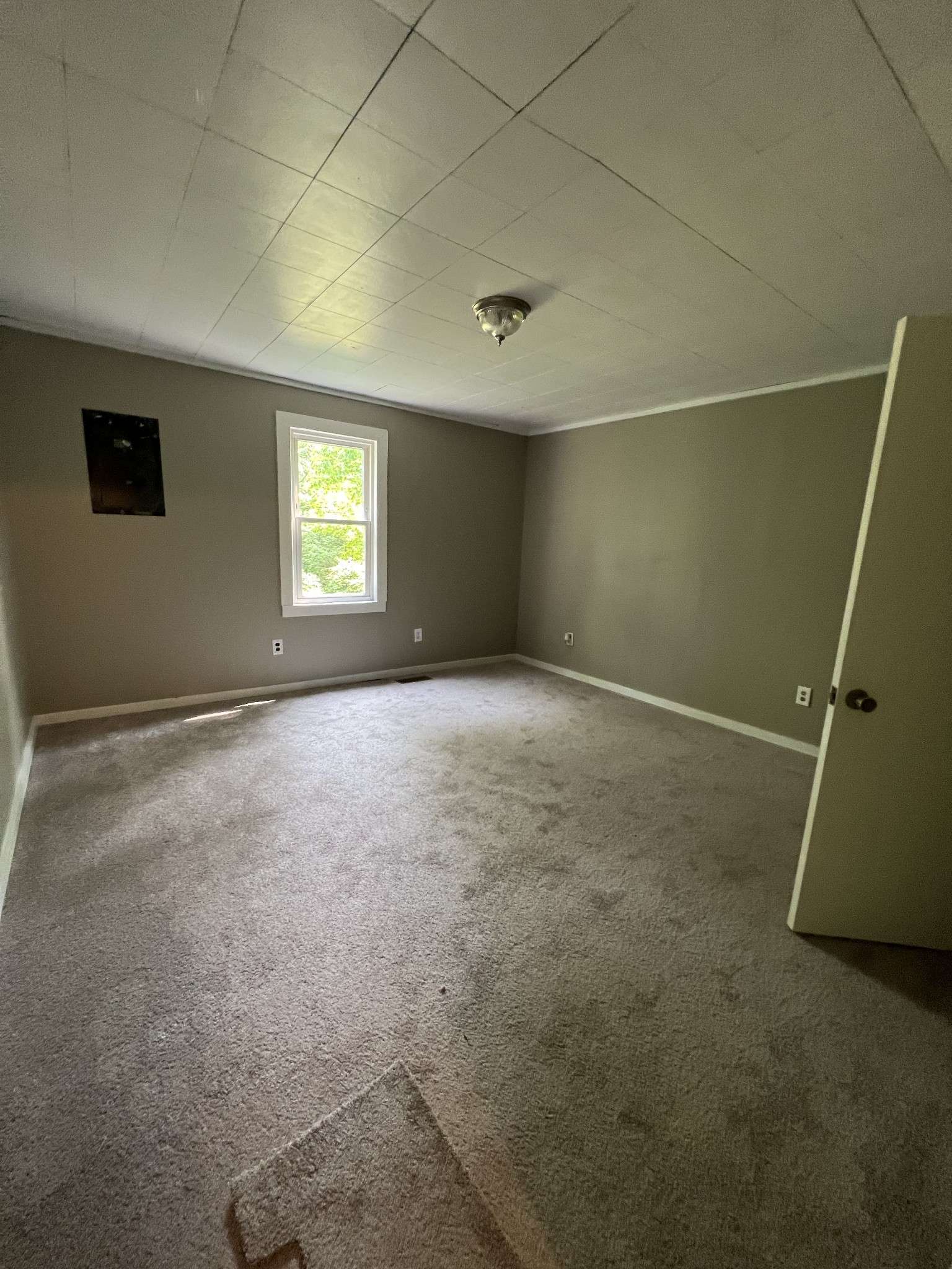 Hopkinsville, KY 42240,721 Riverview Dr