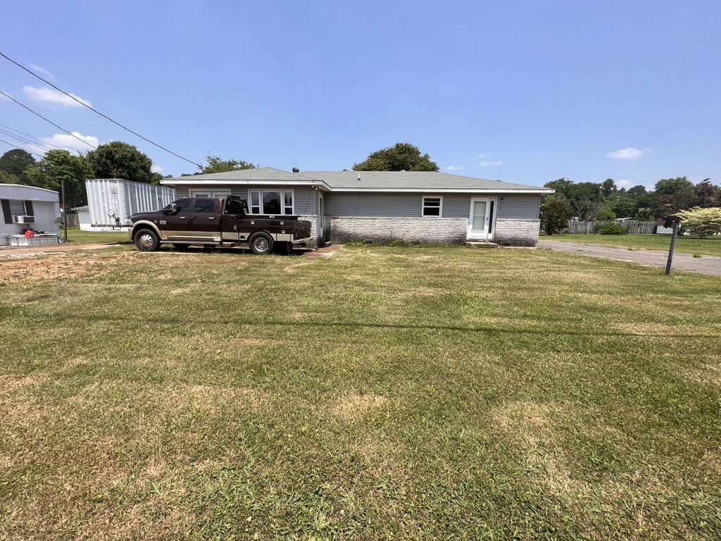 Estill Springs, TN 37330,106 Shasteen St