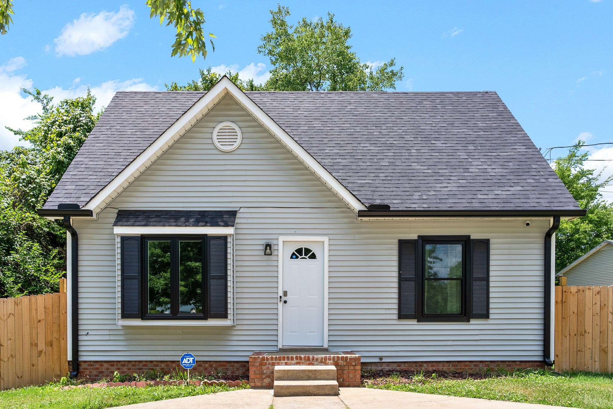 Clarksville, TN 37042,226 Mark Spitz Dr