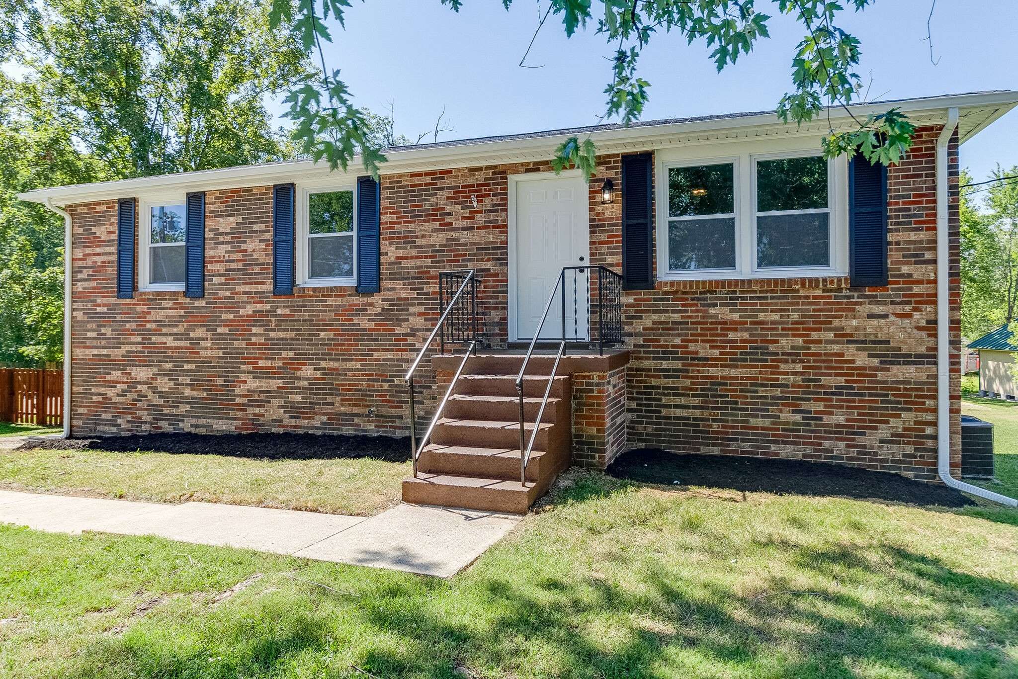 Shelbyville, TN 37160,118 Apache Pl
