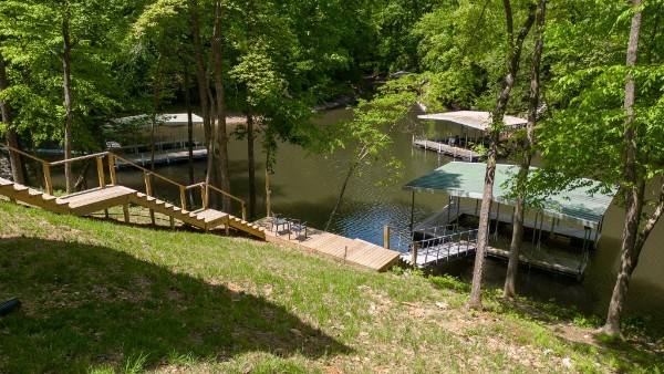 Winchester, TN 37398,409 Dry Creek Ln