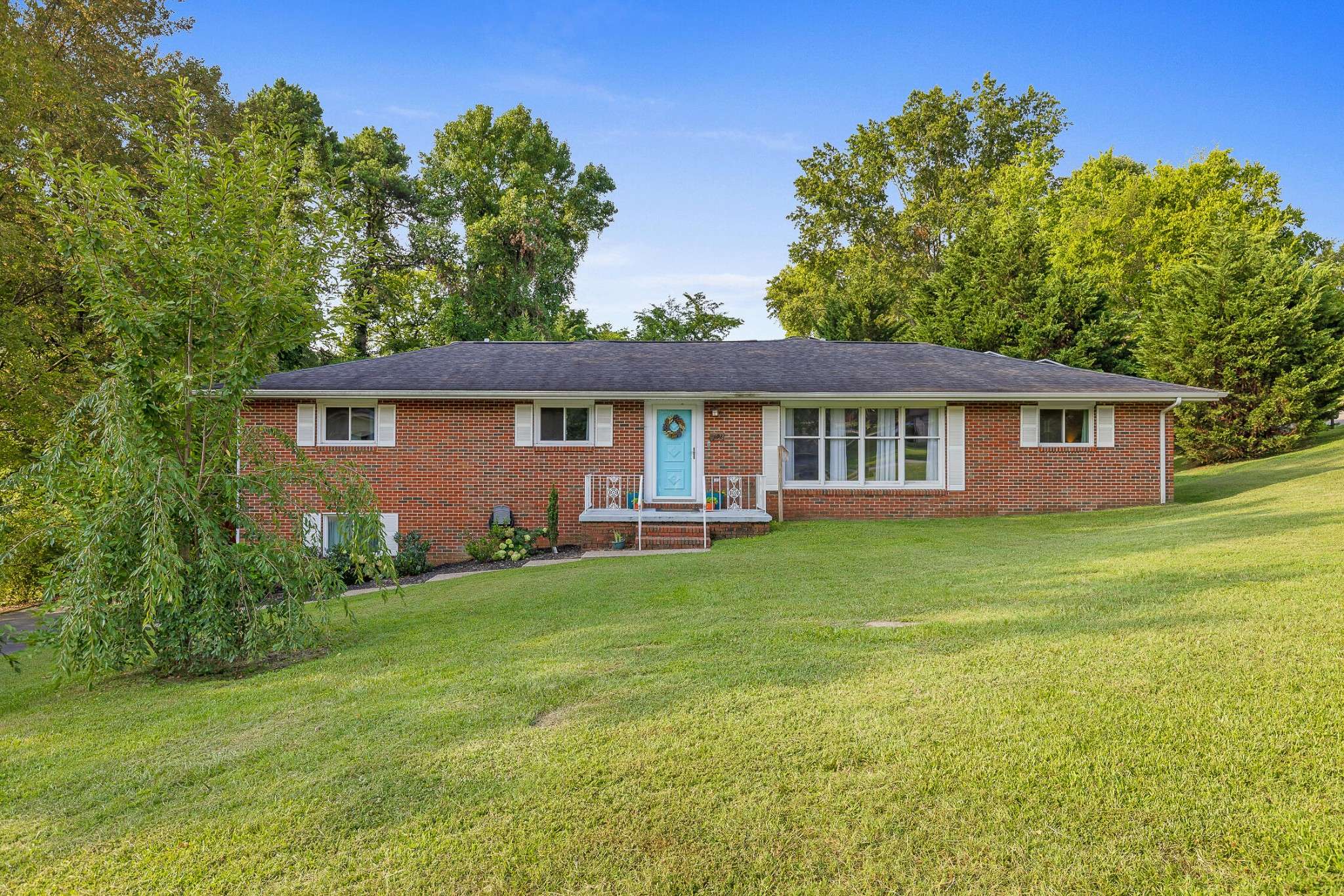 Chattanooga, TN 37412,3402 Myra Avenue