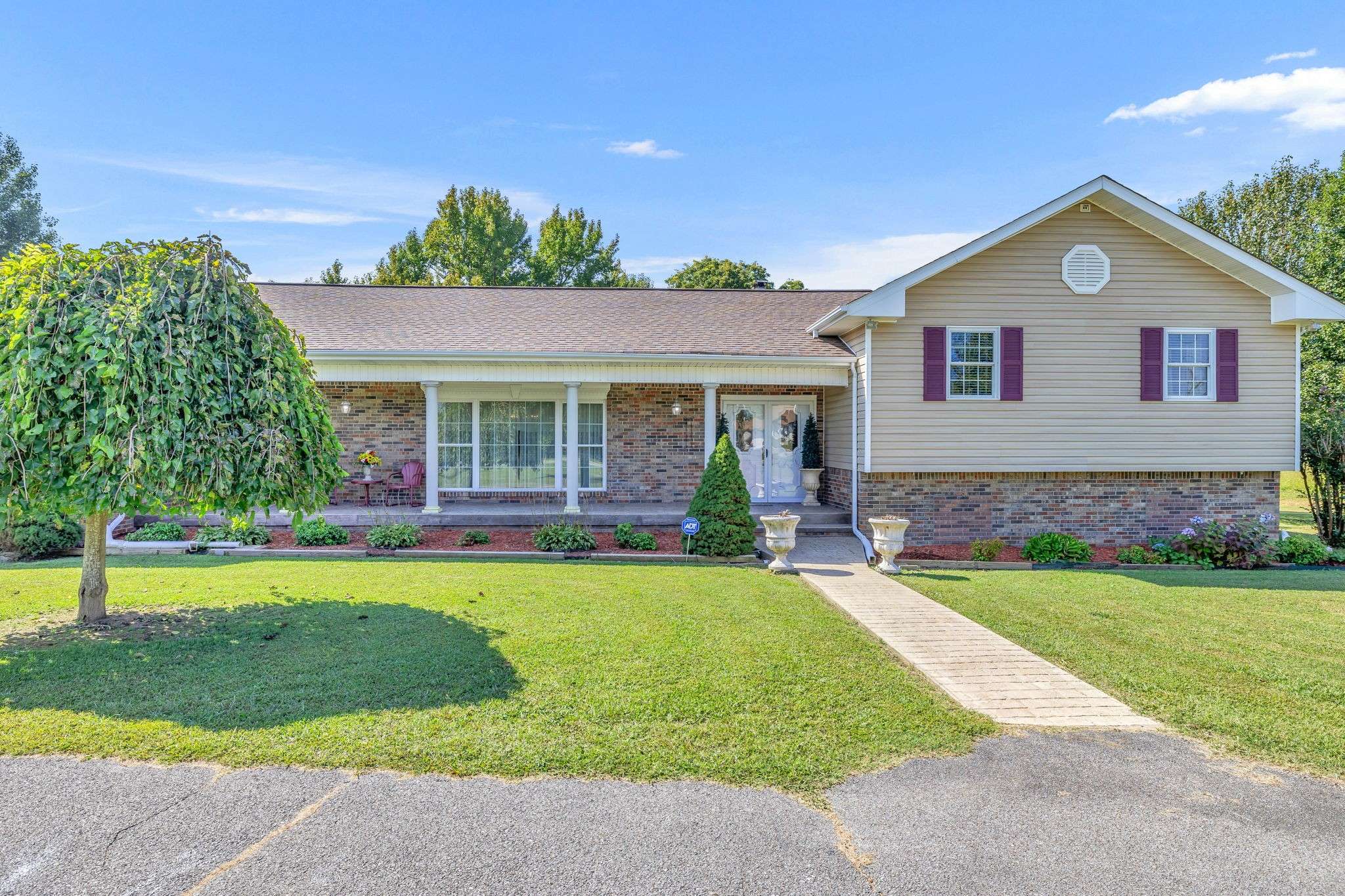 Hohenwald, TN 38462,1022 Summertown Hwy