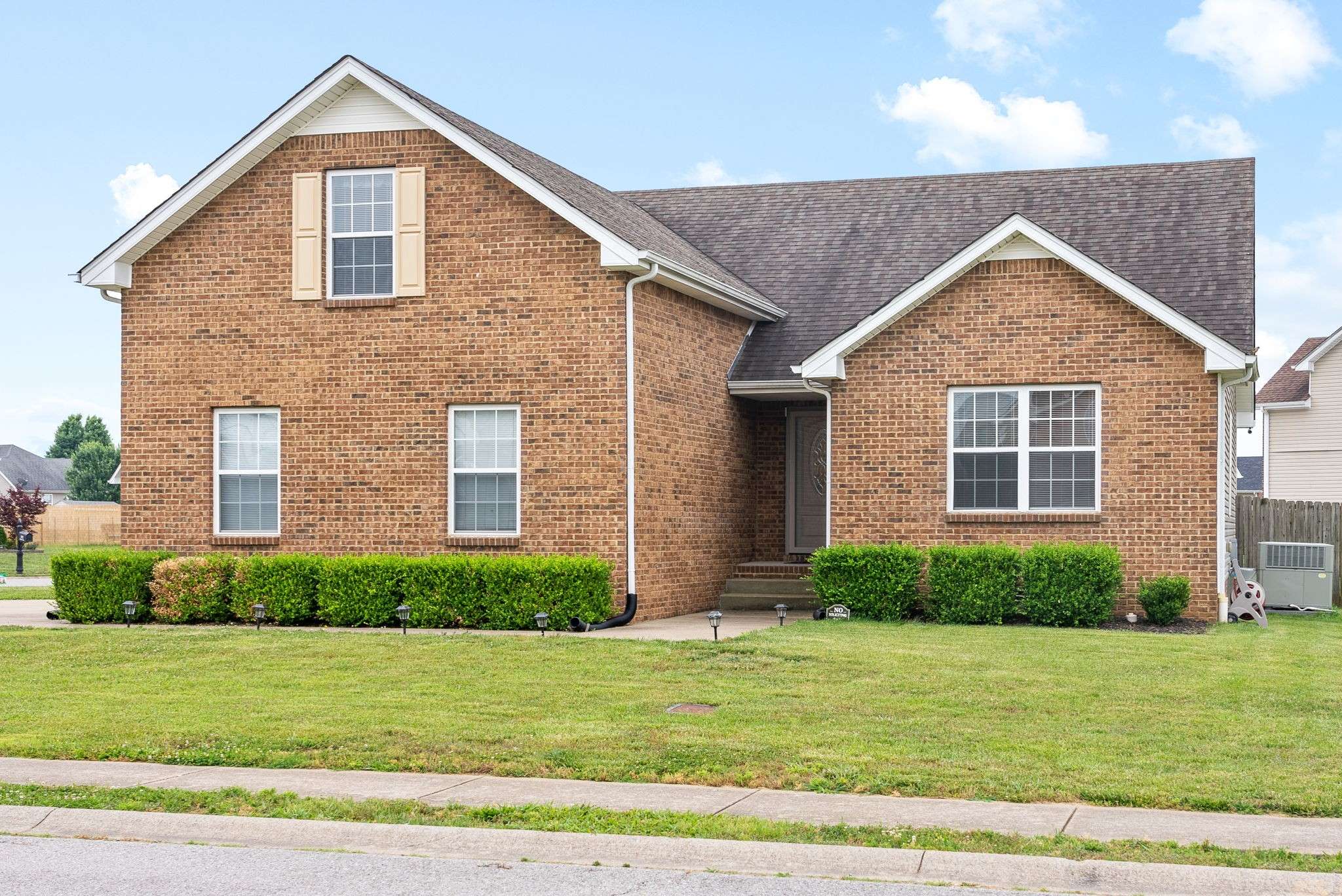 Clarksville, TN 37040,1040 Chardea Dr