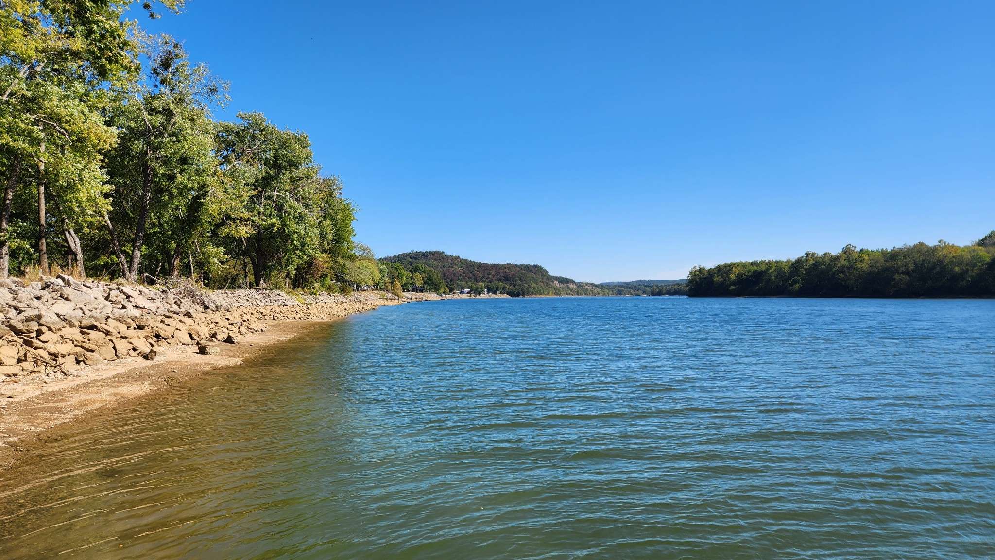 Clifton, TN 38425,1033 WC Pickett Rd