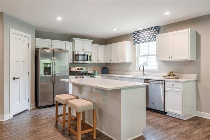 White House, TN 37188,381 Carothers Way