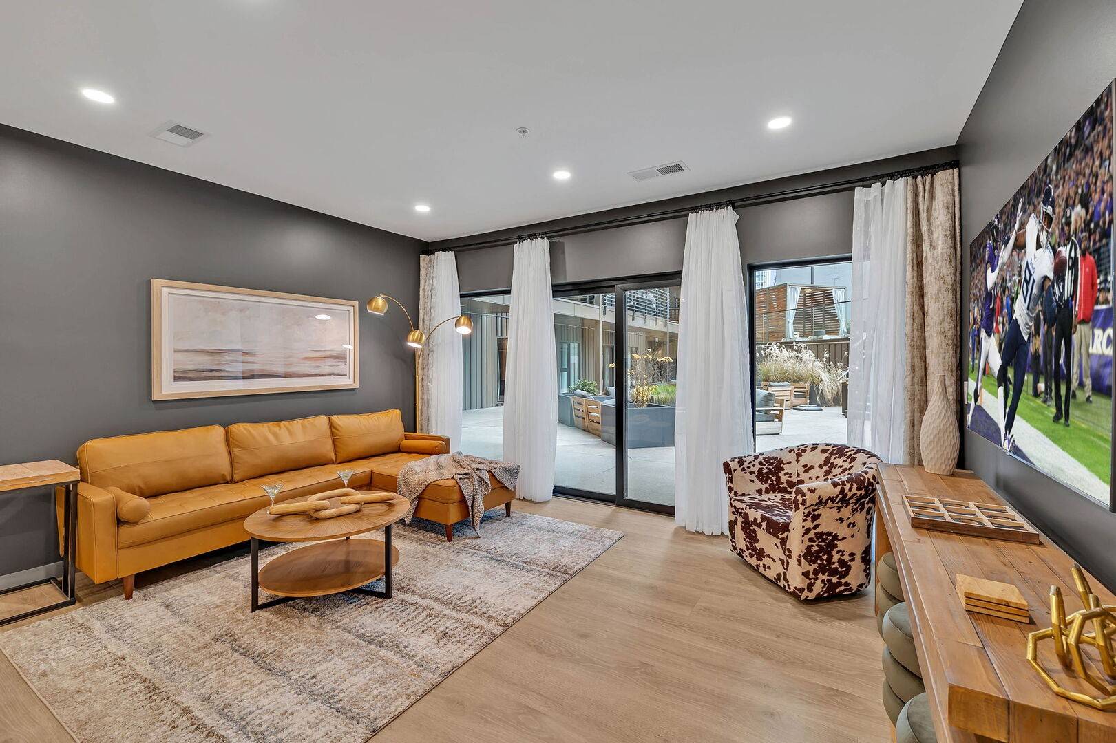 Nashville, TN 37203,635 7th Ave #S #203
