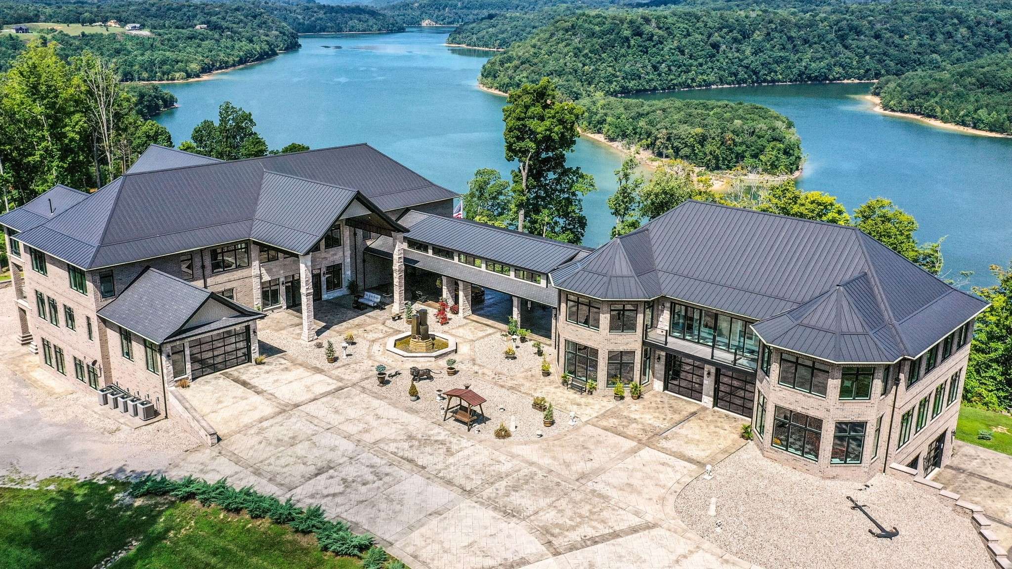 Byrdstown, TN 38549,5156 Turney Groce Rd