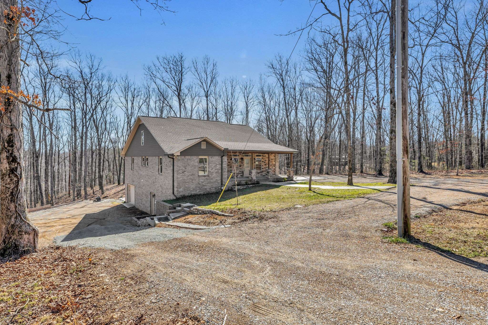 Hohenwald, TN 38462,211 Woodmere Dr