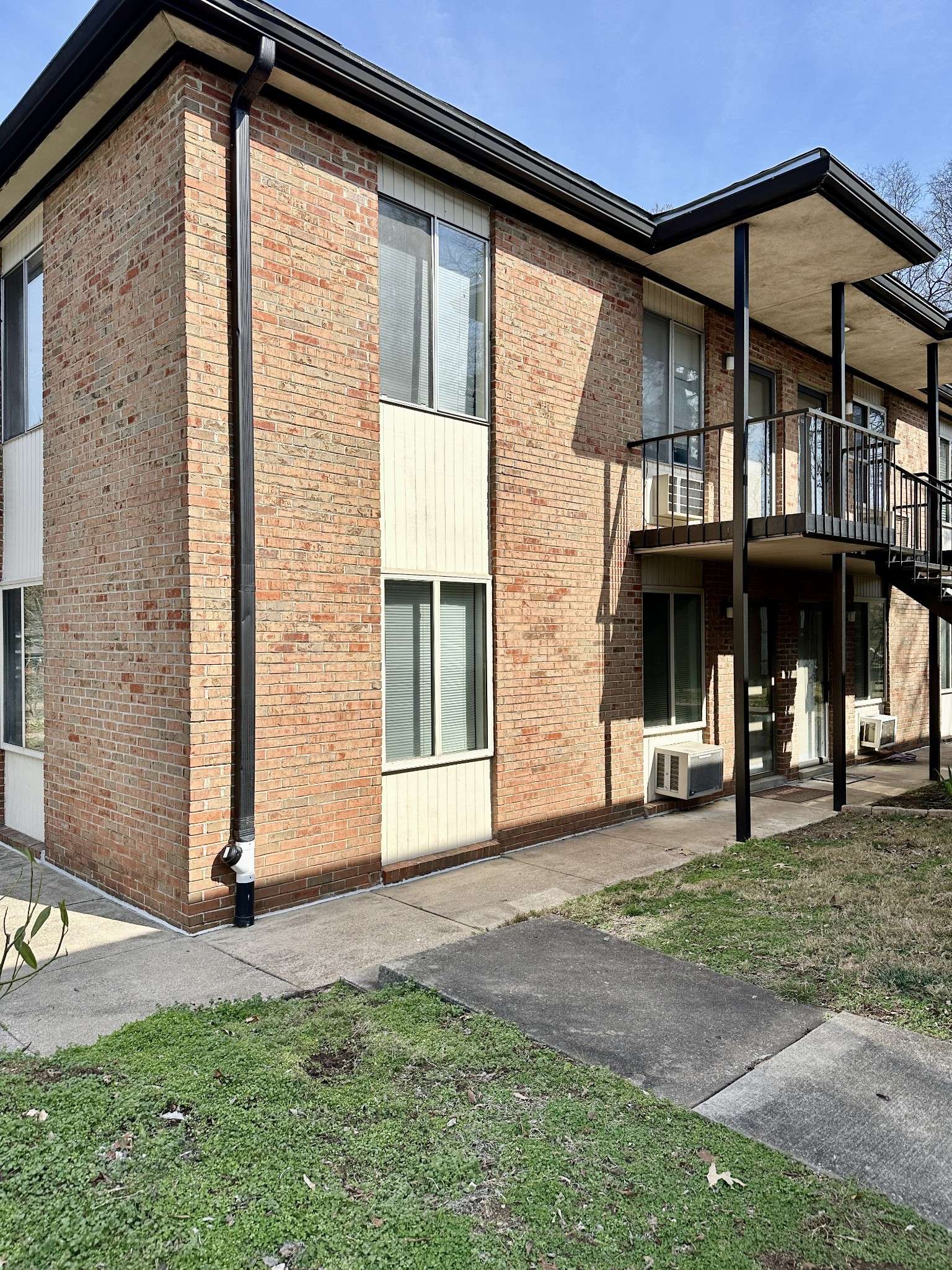 Nashville, TN 37212,2601 Hillsboro Pike #K5
