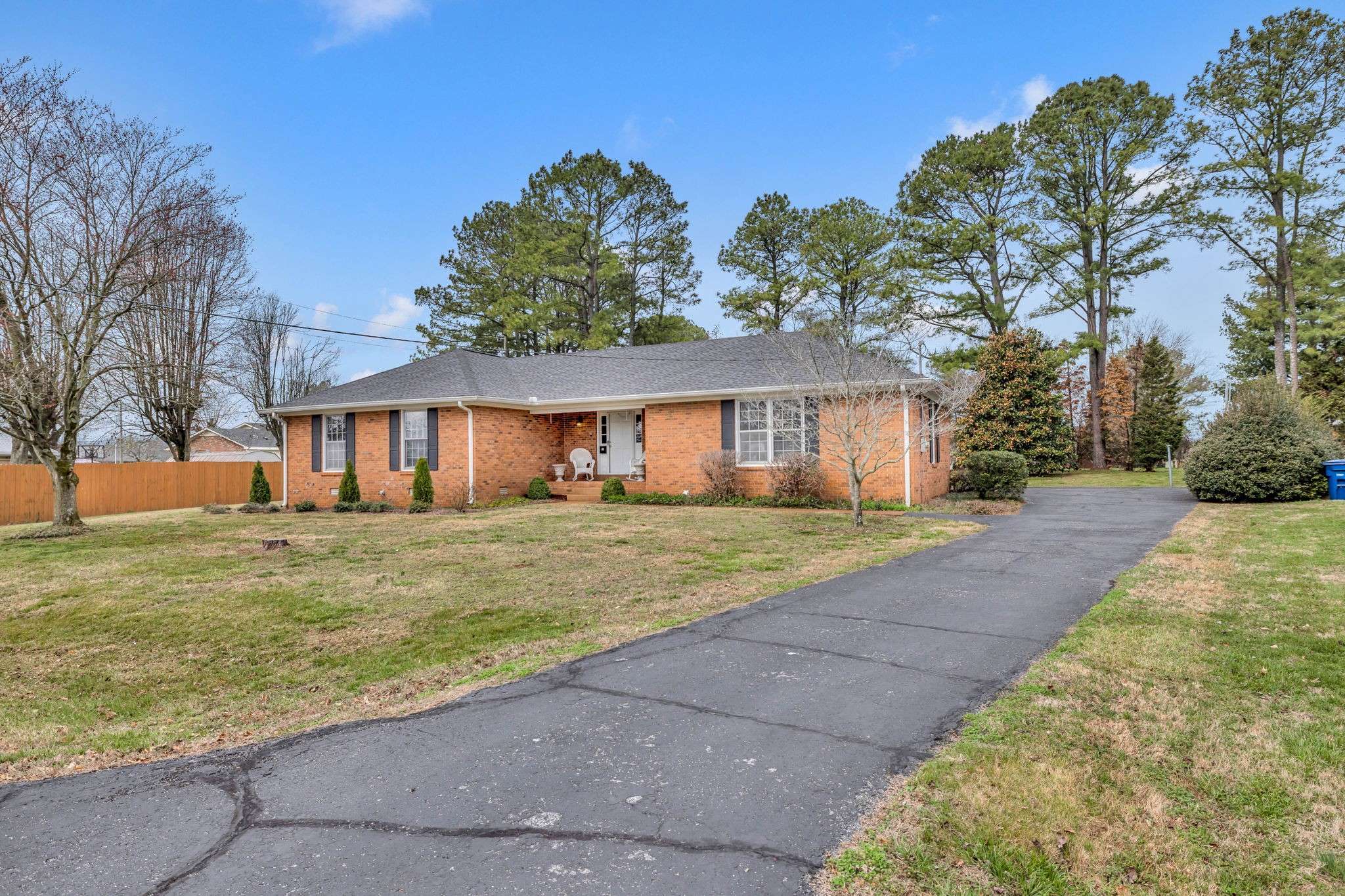 Mount Pleasant, TN 38474,703 Azalea Dr