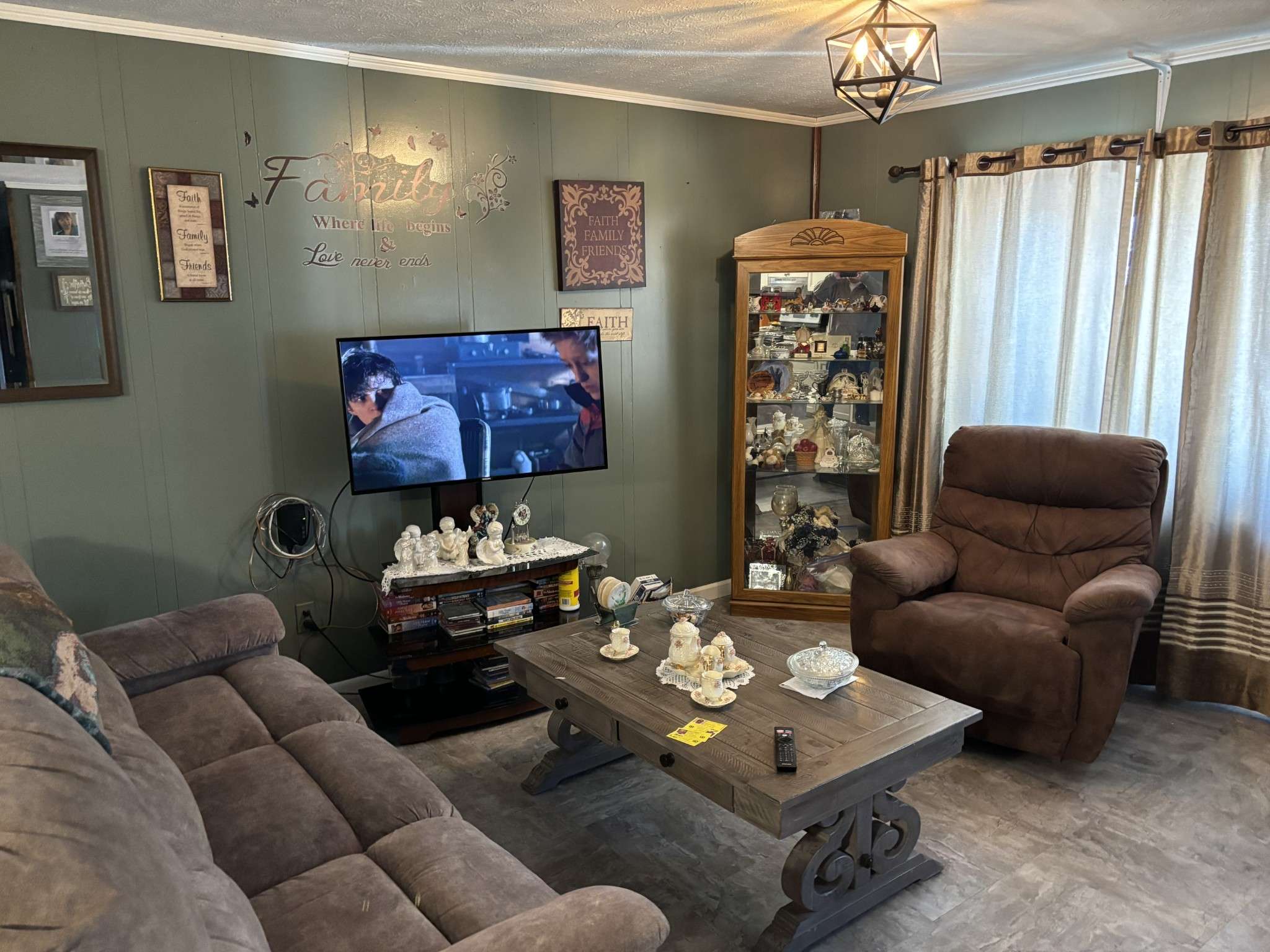 Gainesboro, TN 38562,104 Hop Anderson Ln