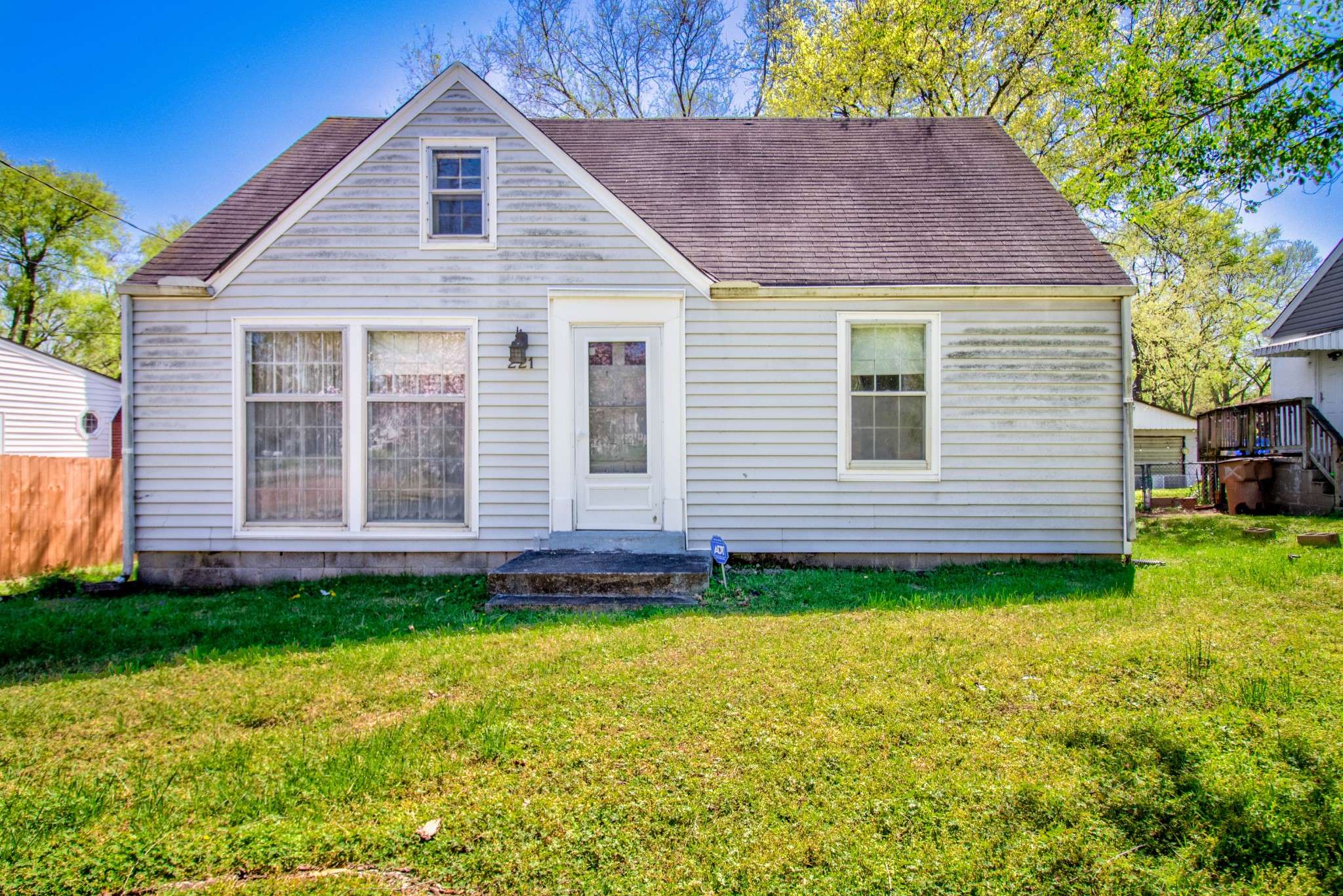 Nashville, TN 37211,221 Morton Ave