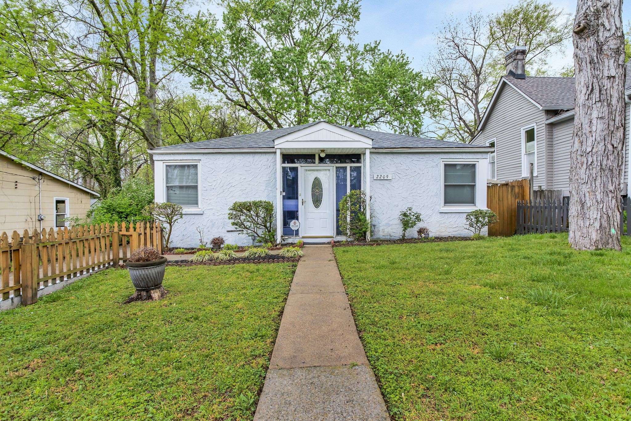 Nashville, TN 37204,2209 Lindell Ave
