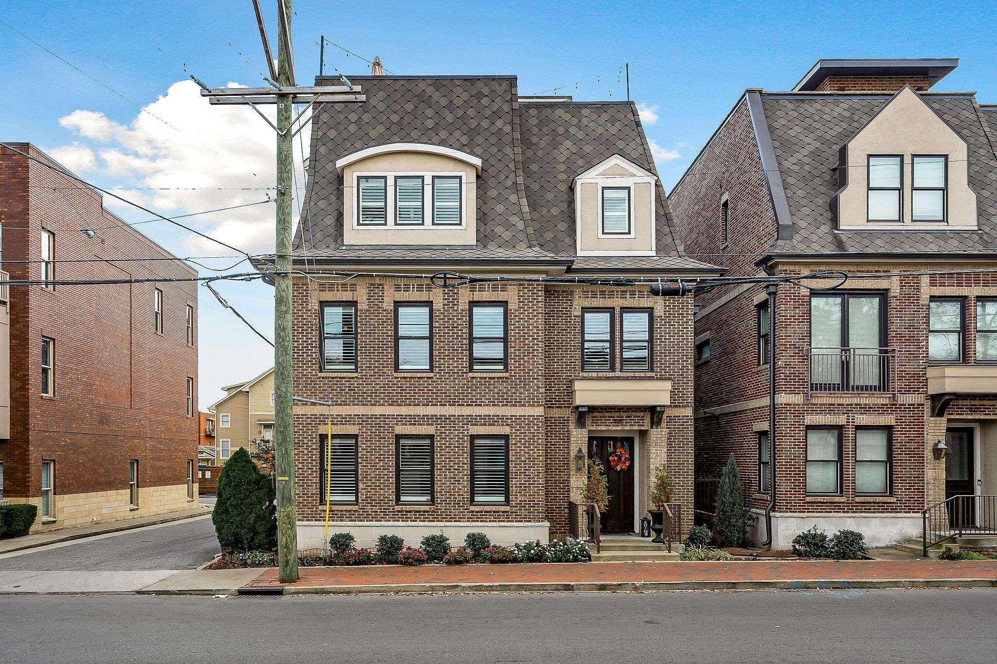 Nashville, TN 37208,415 Monroe St