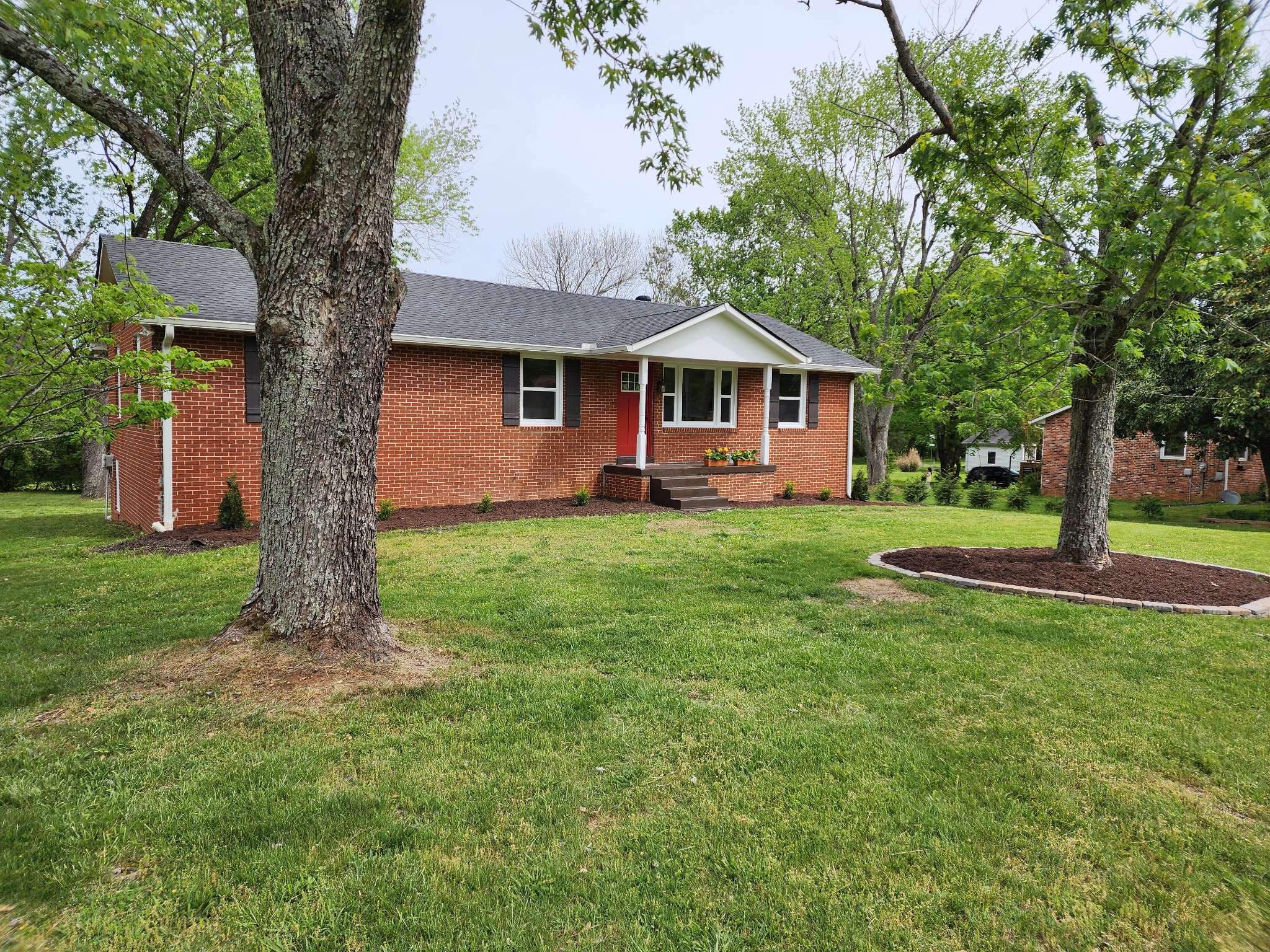 La Vergne, TN 37086,117 Elm St