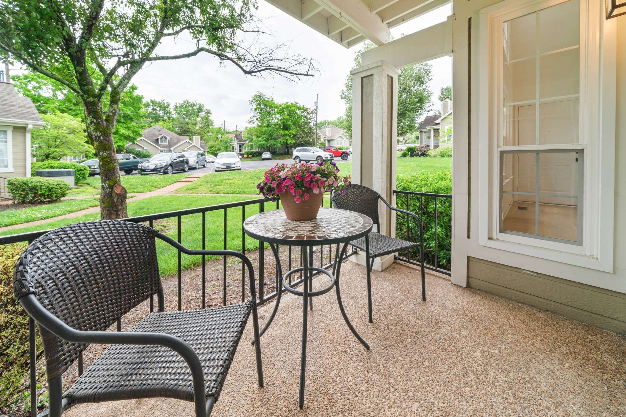 Hendersonville, TN 37075,129 Cherry Hill Dr #17B