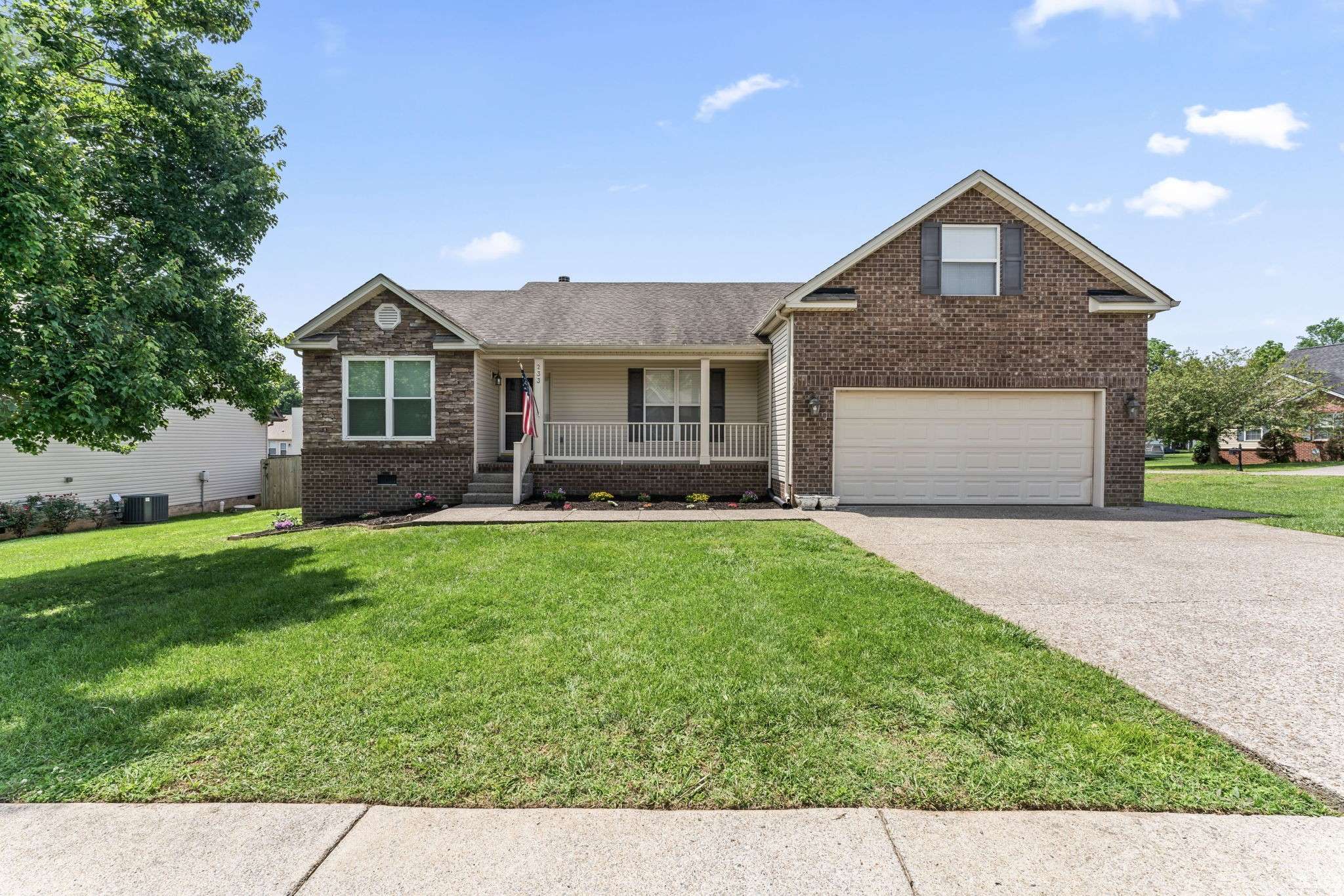 White House, TN 37188,233 E Winterberry Trl