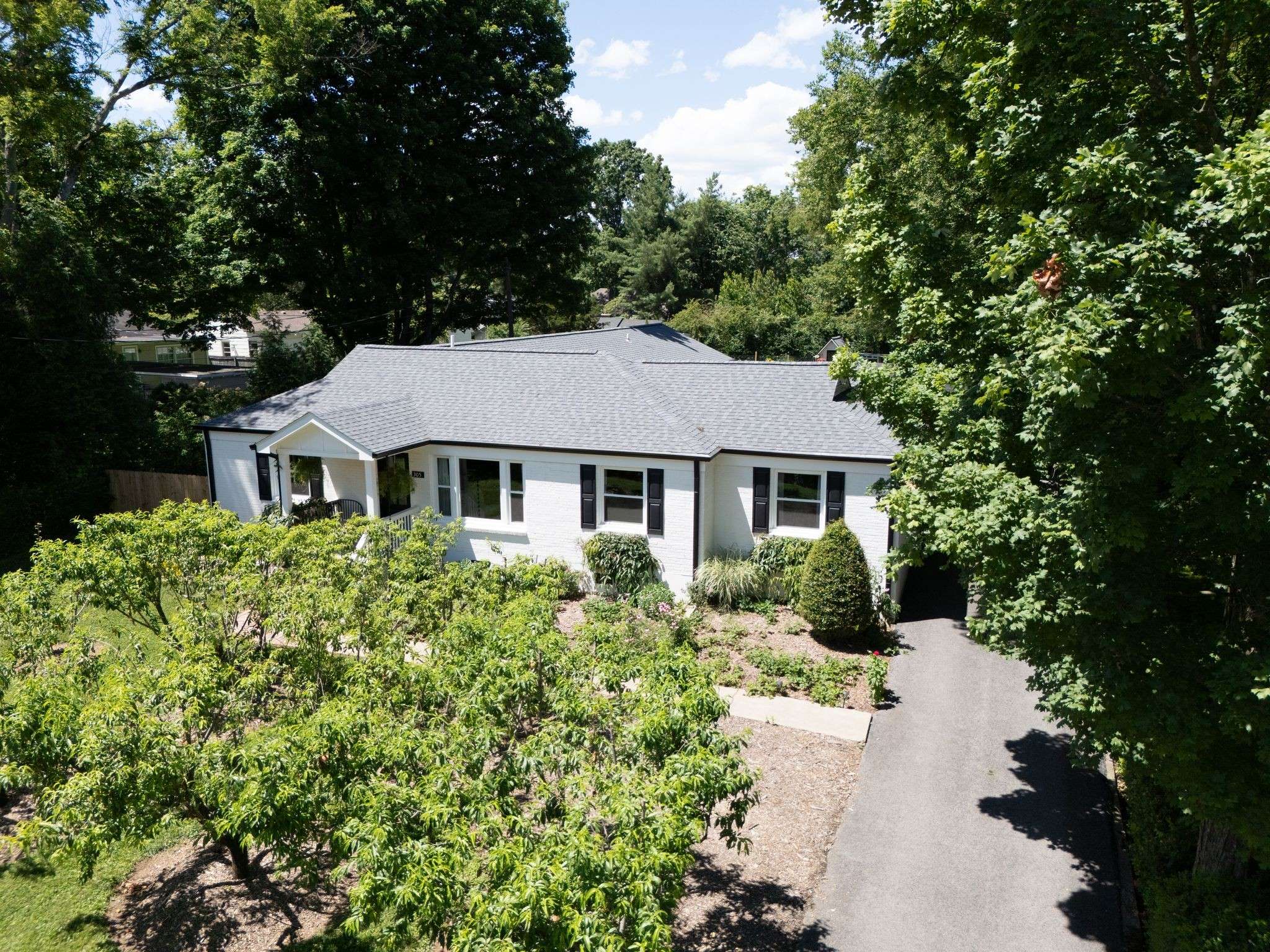Franklin, TN 37064,305 Meadowlawn Dr