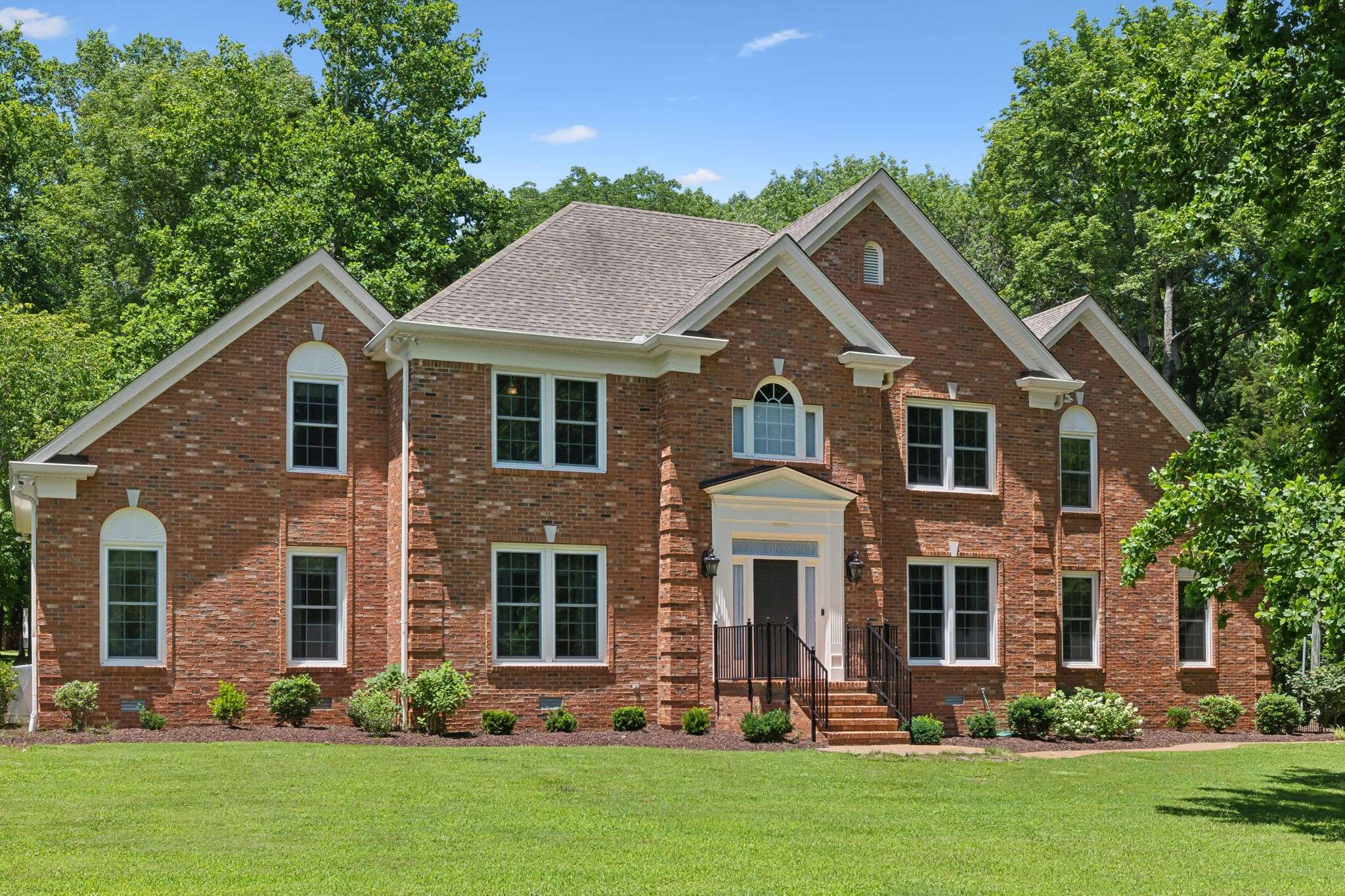 Hermitage, TN 37076,3208 Thoroughbred Dr