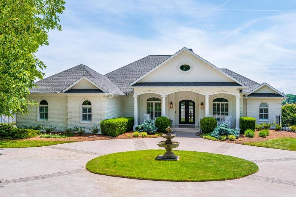 Lenoir City, TN 37772,115 Blue Herron Dr