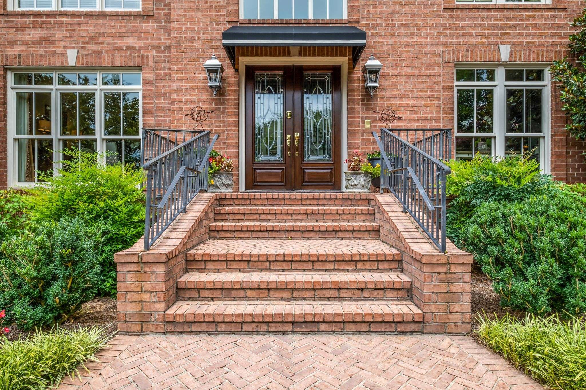 Brentwood, TN 37027,9261 Hunterboro Dr