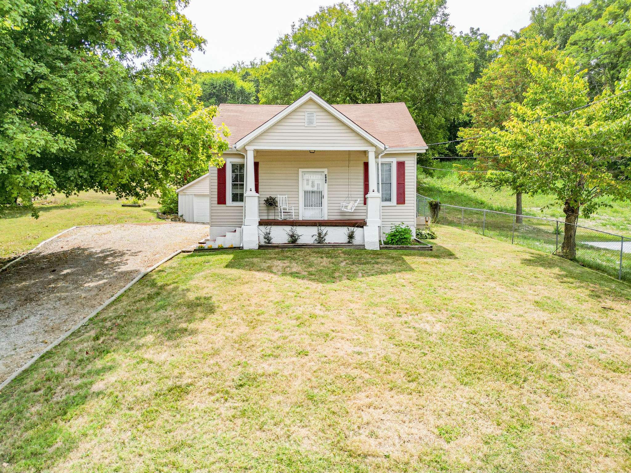 Mount Pleasant, TN 38474,305 Edgewood Avenue