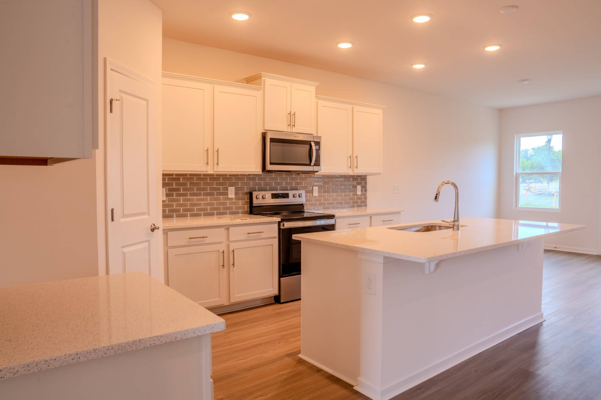 La Vergne, TN 37086,118 Glacier Way