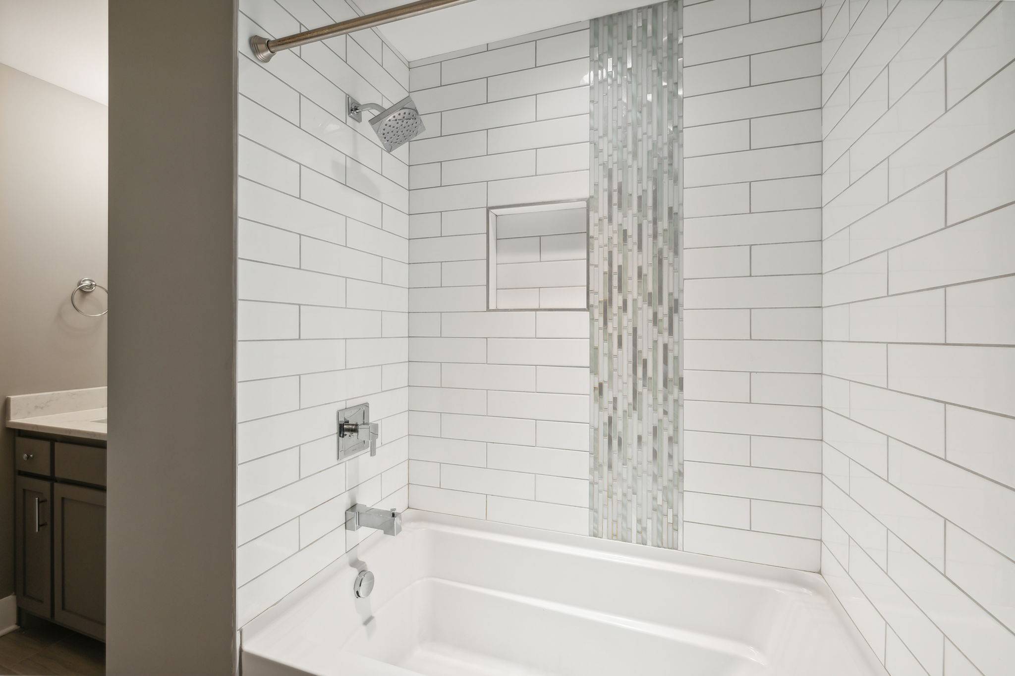 Nashville, TN 37216,930B Delmas Ave