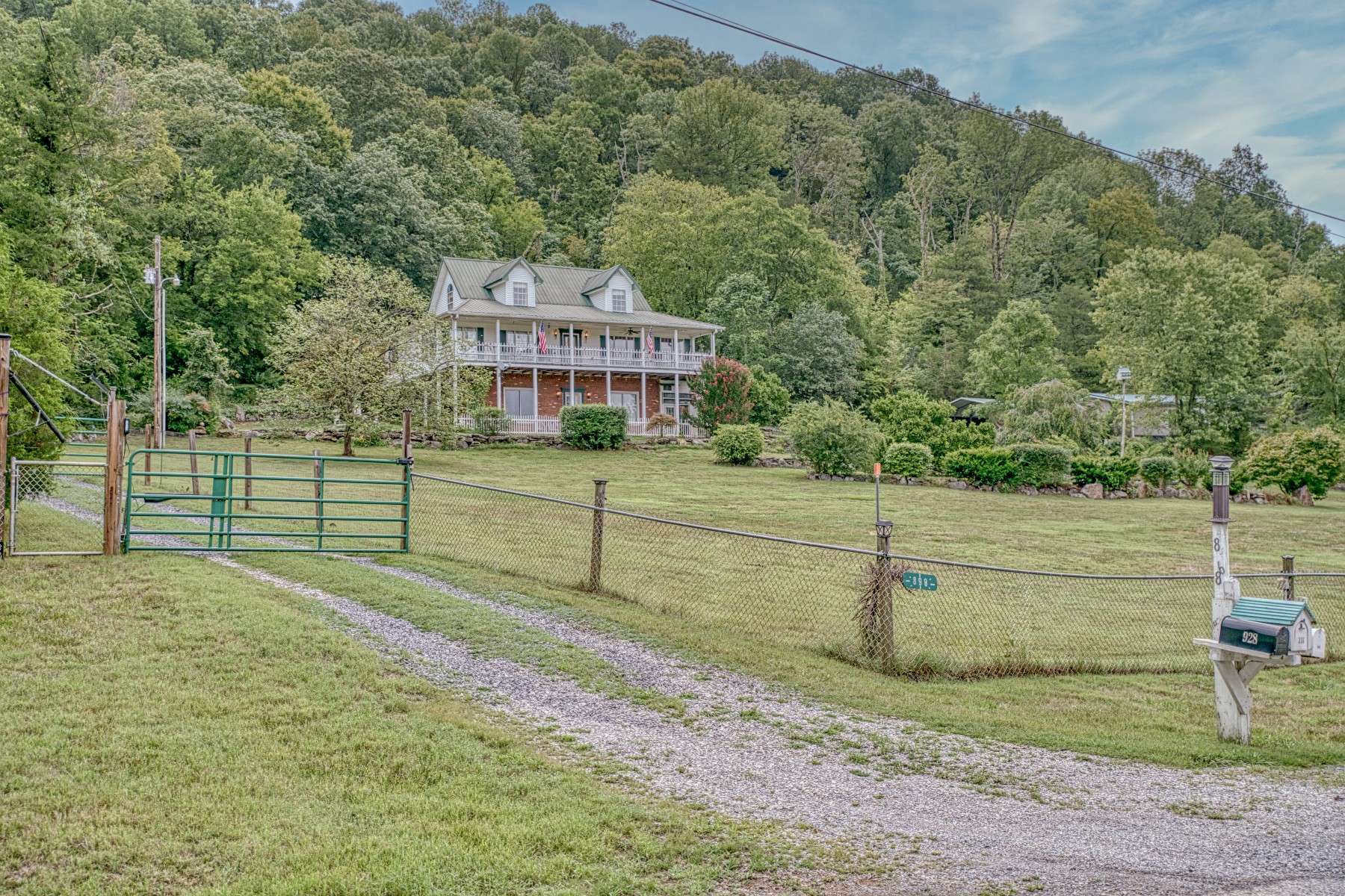 Granville, TN 38564,898 Holleman Bend Ln