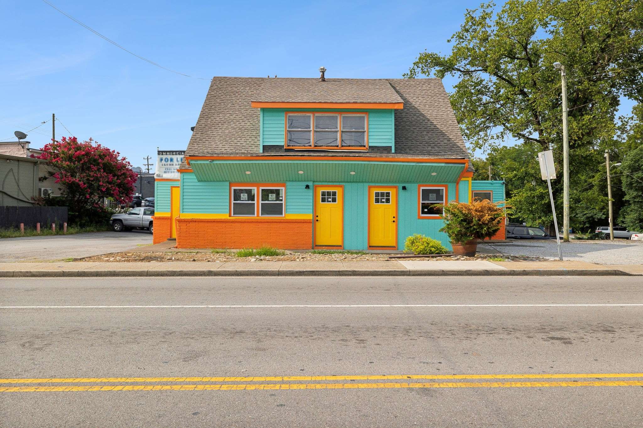 Nashville, TN 37216,1084 E Trinity Ln