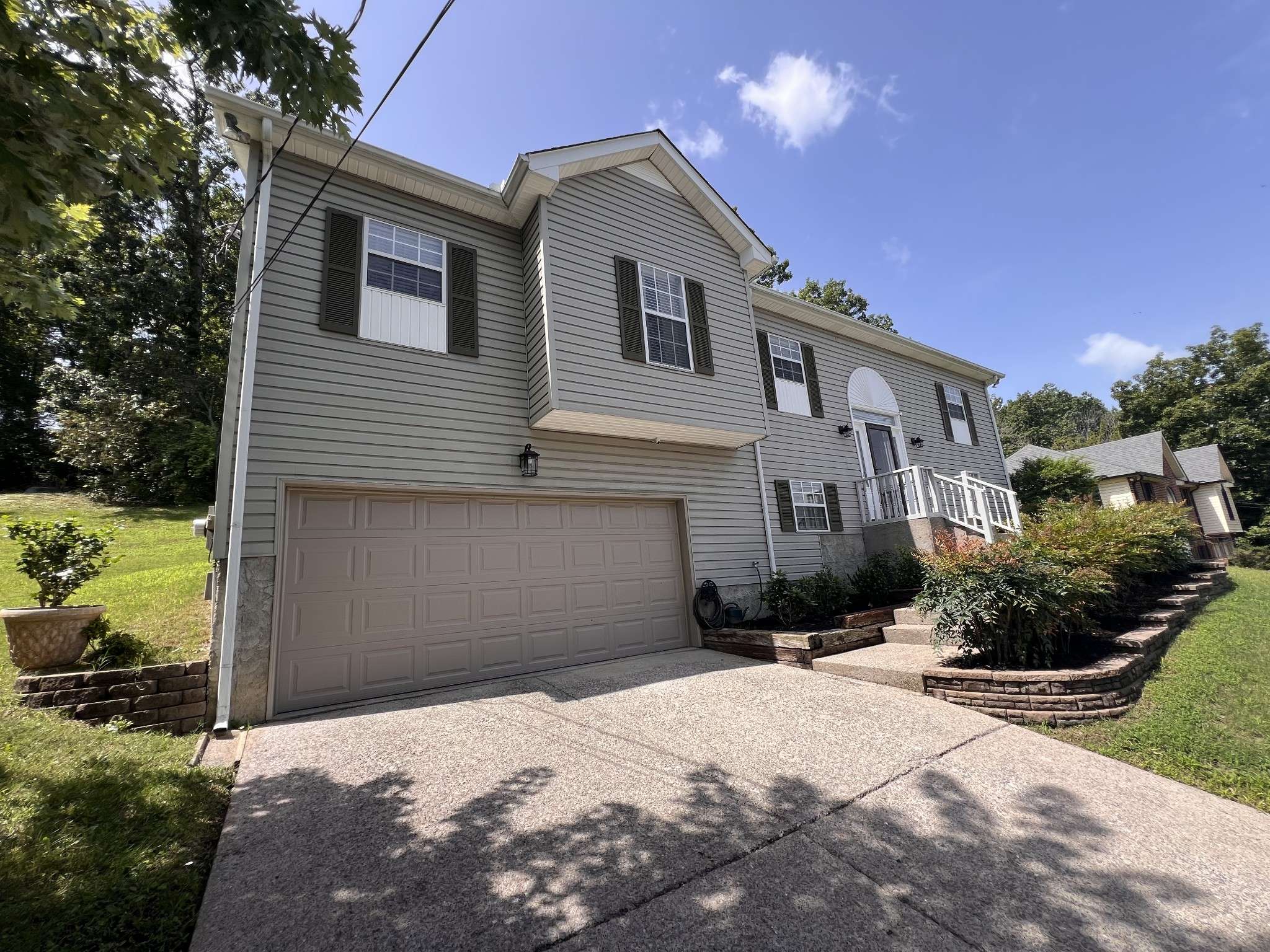 Antioch, TN 37013,5016 Countryside Dr