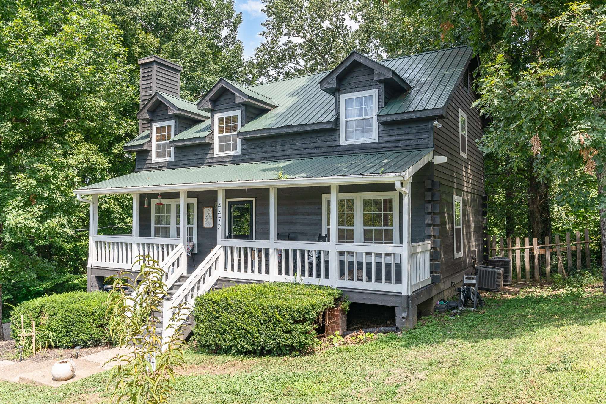 Pegram, TN 37143,4472 Pine Dr