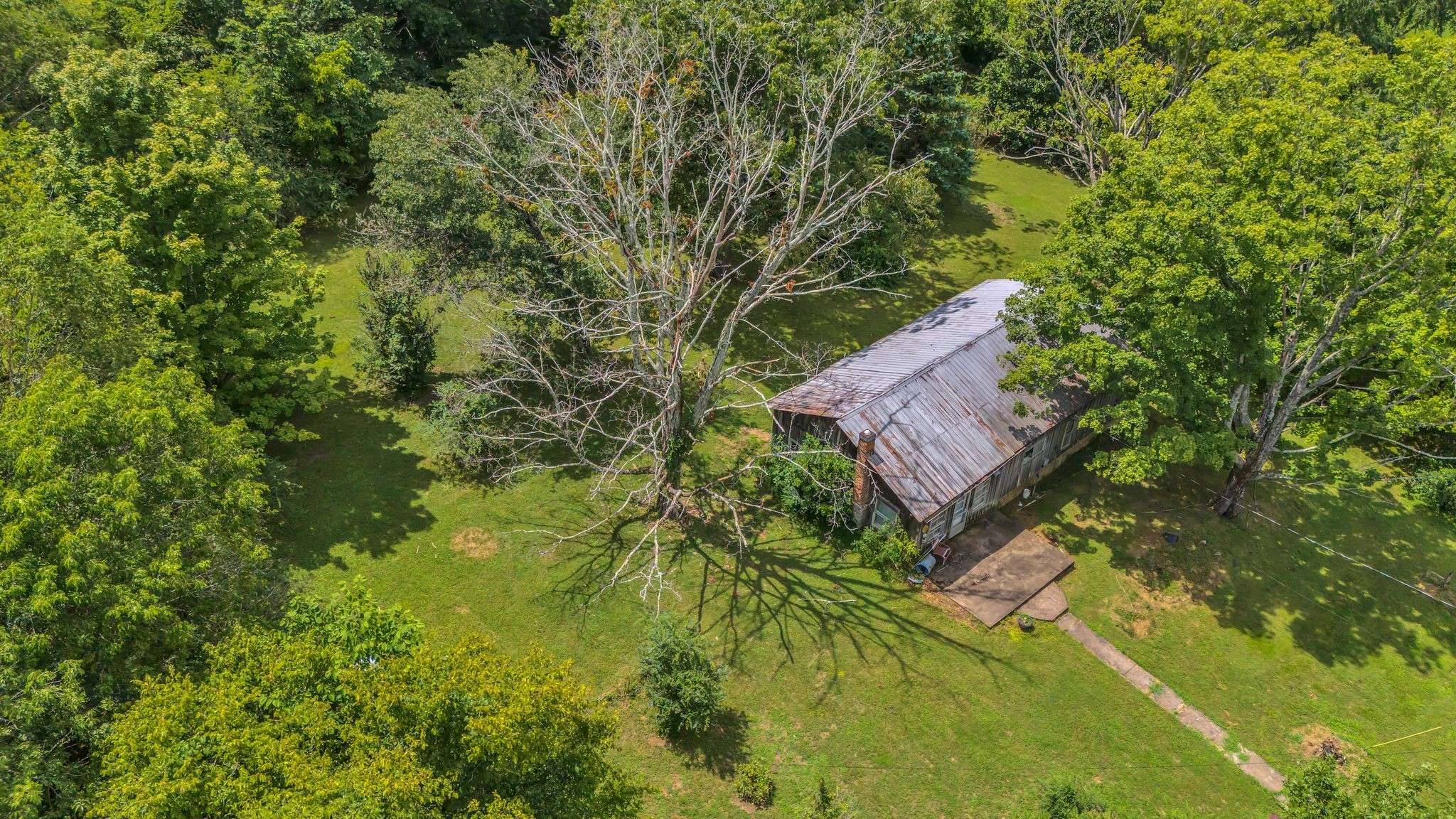 Bethpage, TN 37022,372 Mount Vernon Rd